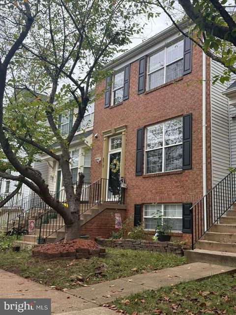 8312 WALLACE LANE MANASSAS VA 20109