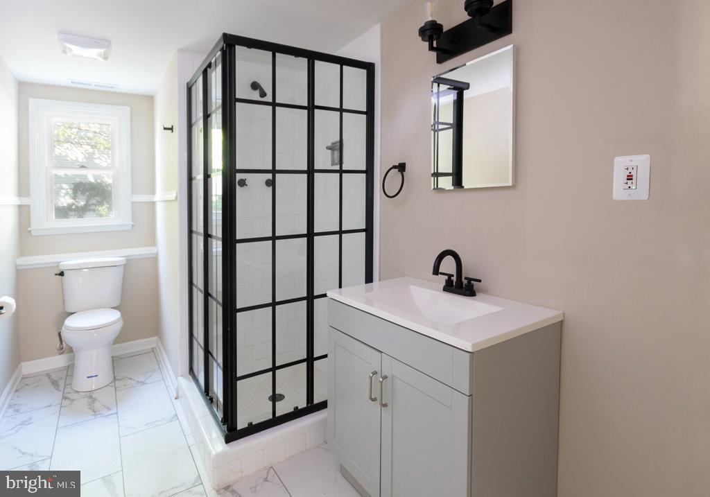 LYNNE ACRES - Residential