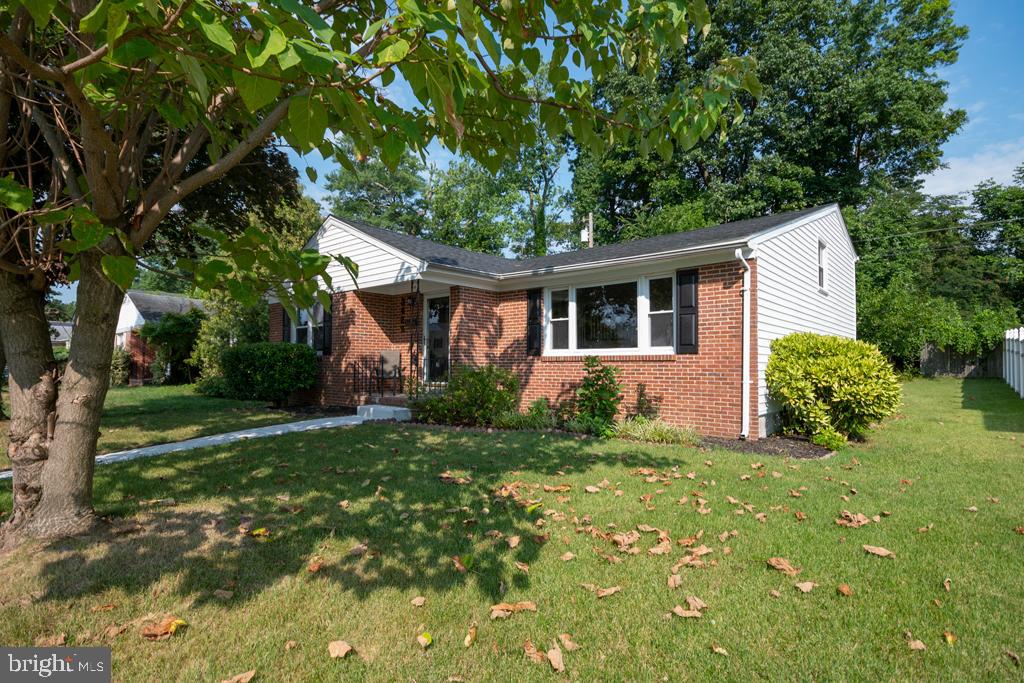 LYNNE ACRES - Residential