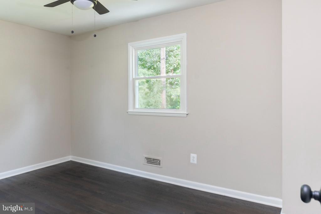 LYNNE ACRES - Residential