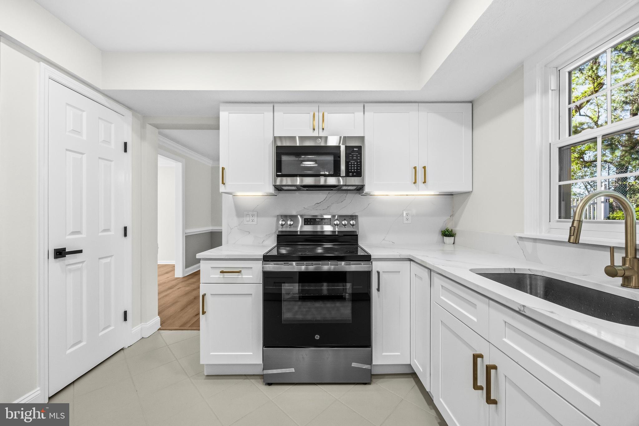 GOLF VIEW - Residential