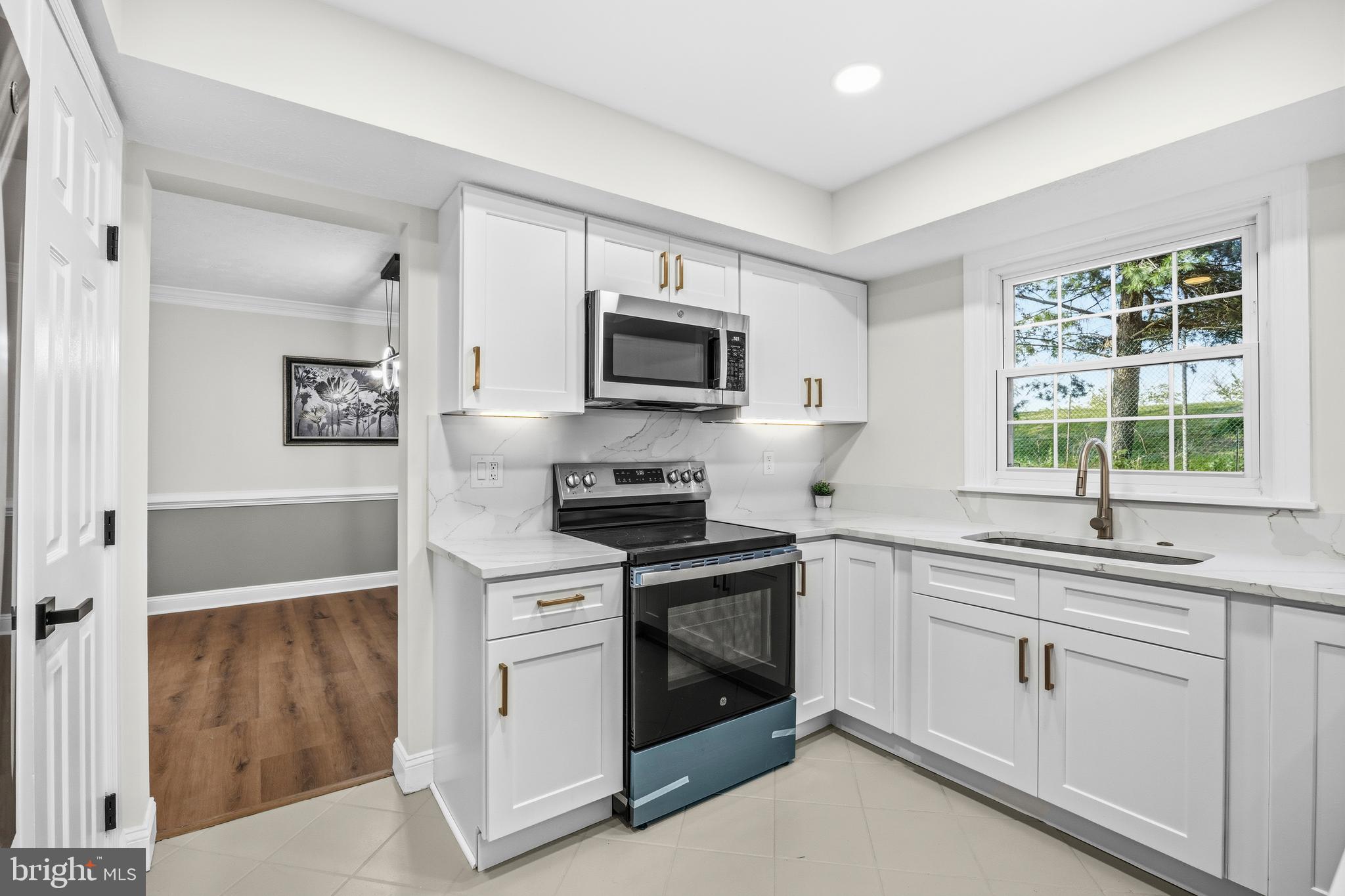 GOLF VIEW - Residential