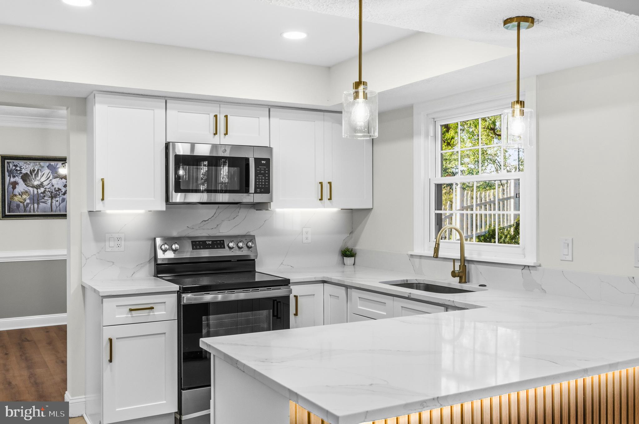 GOLF VIEW - Residential