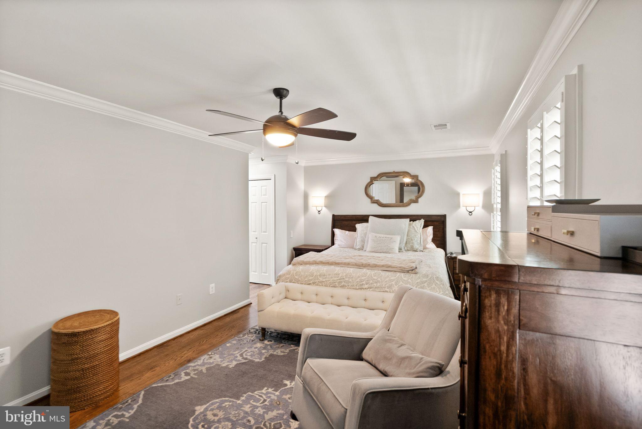 WAPLES MILL ESTATES - Residential