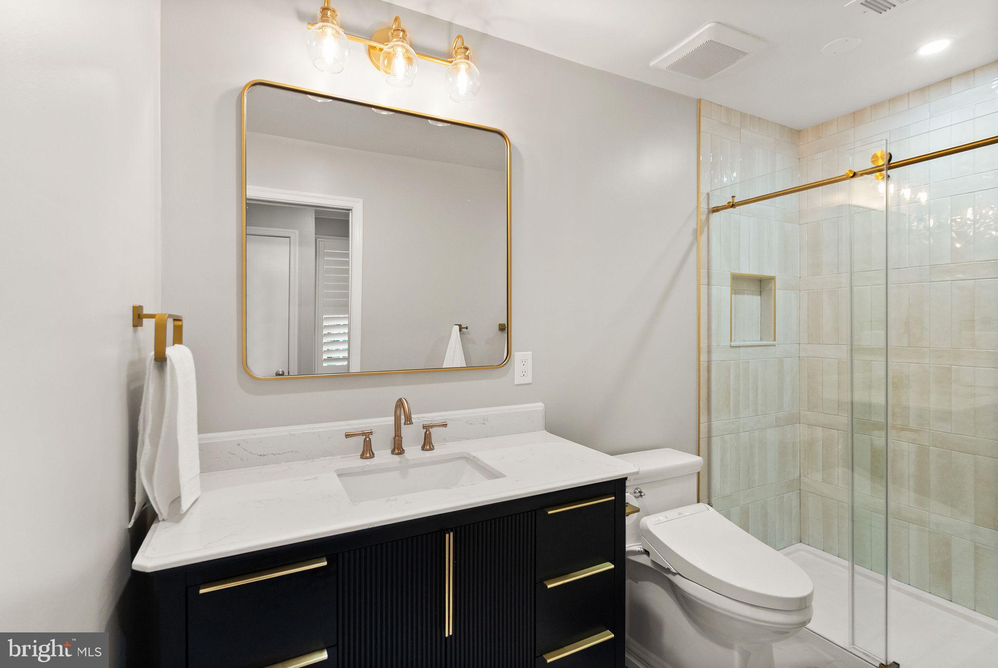 WAPLES MILL ESTATES - Residential