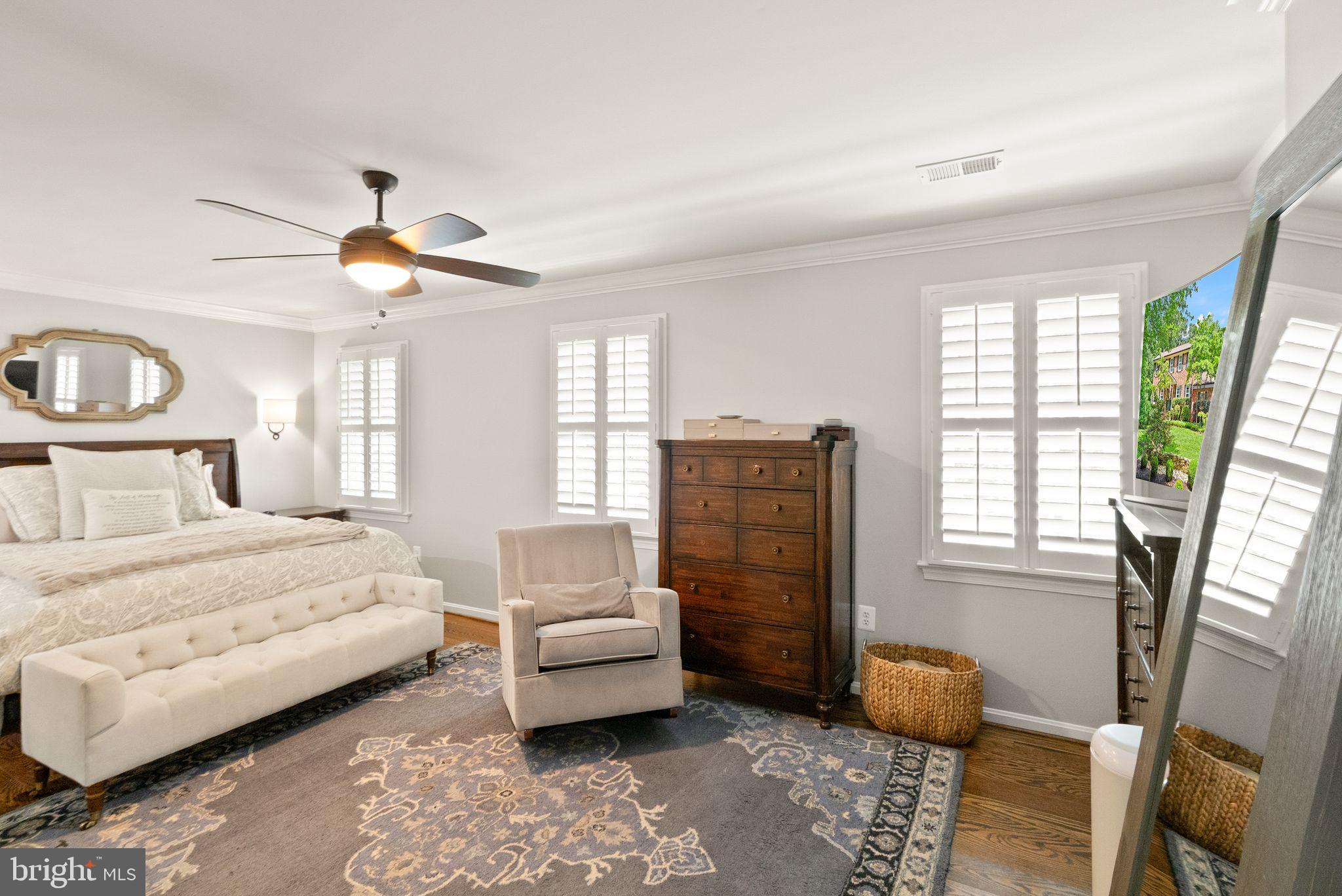 WAPLES MILL ESTATES - Residential