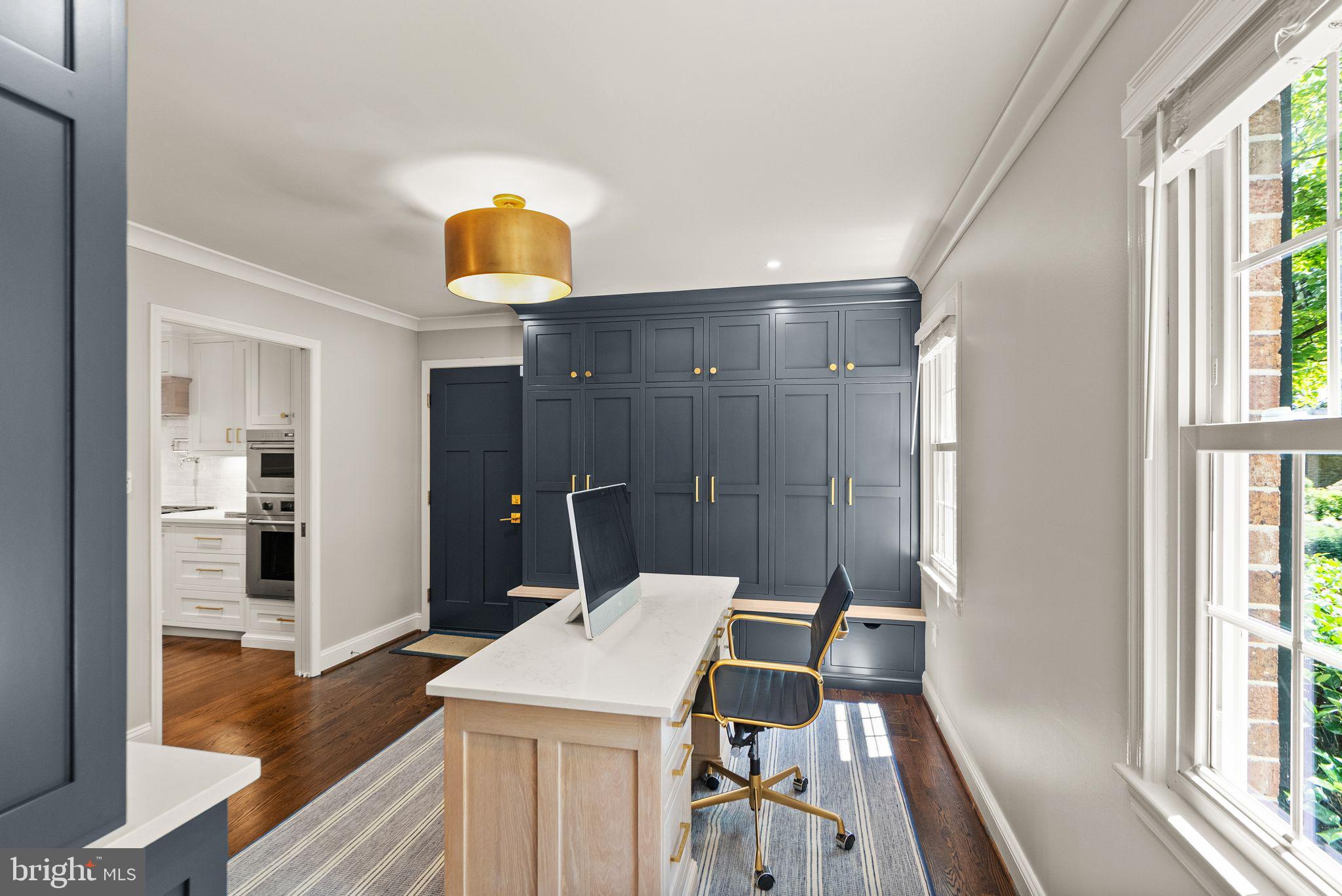 WAPLES MILL ESTATES - Residential