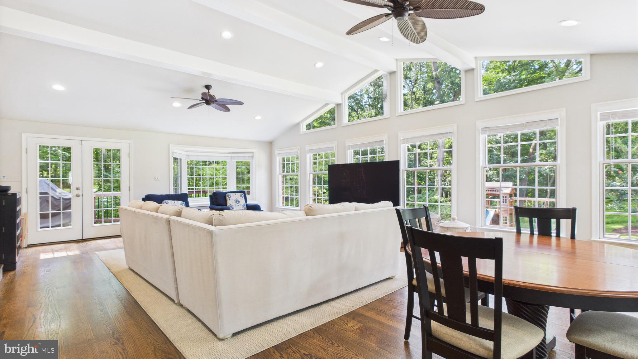 WAPLES MILL ESTATES - Residential