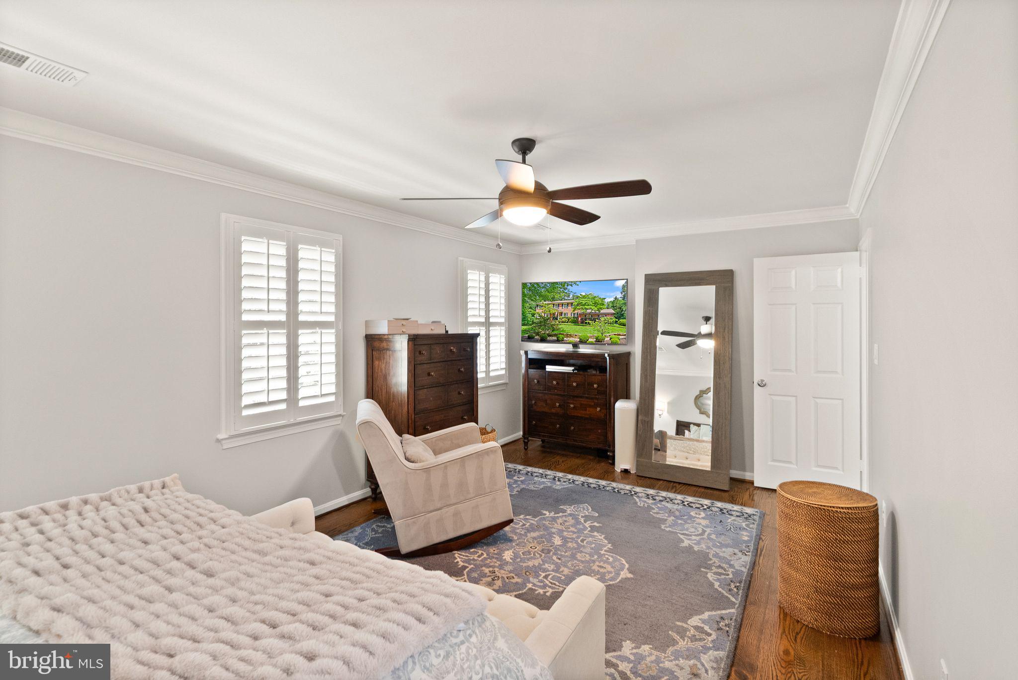 WAPLES MILL ESTATES - Residential