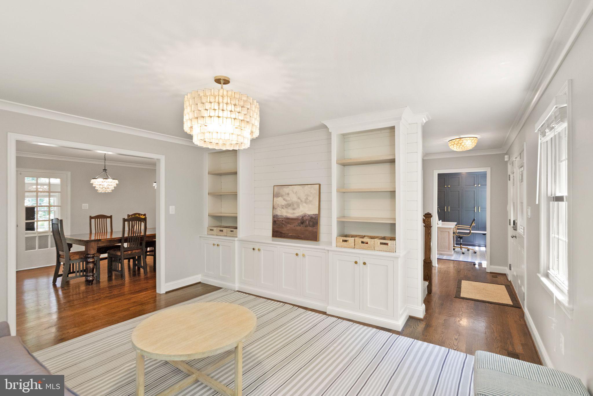 WAPLES MILL ESTATES - Residential