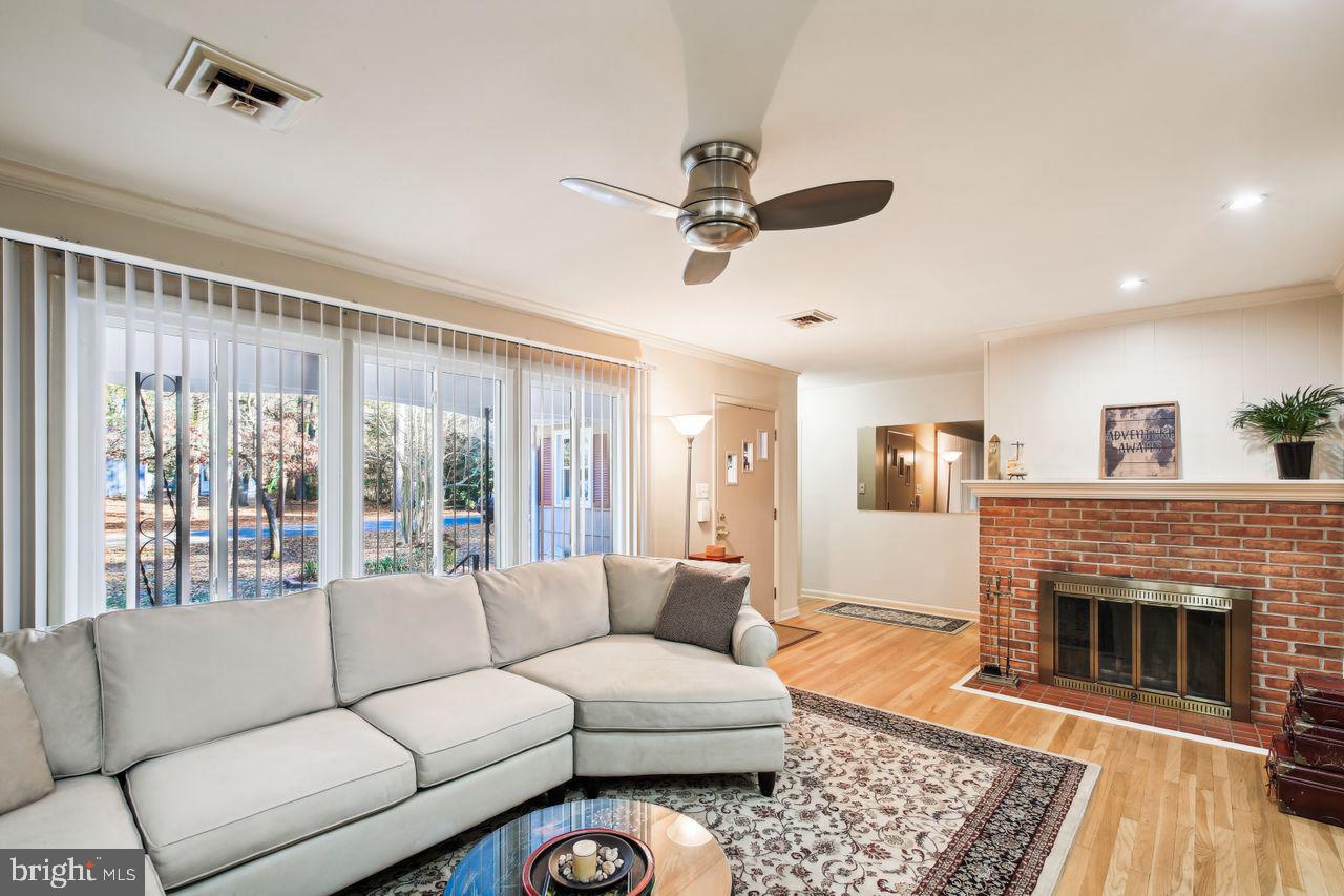 8388 HILDA DRIVE