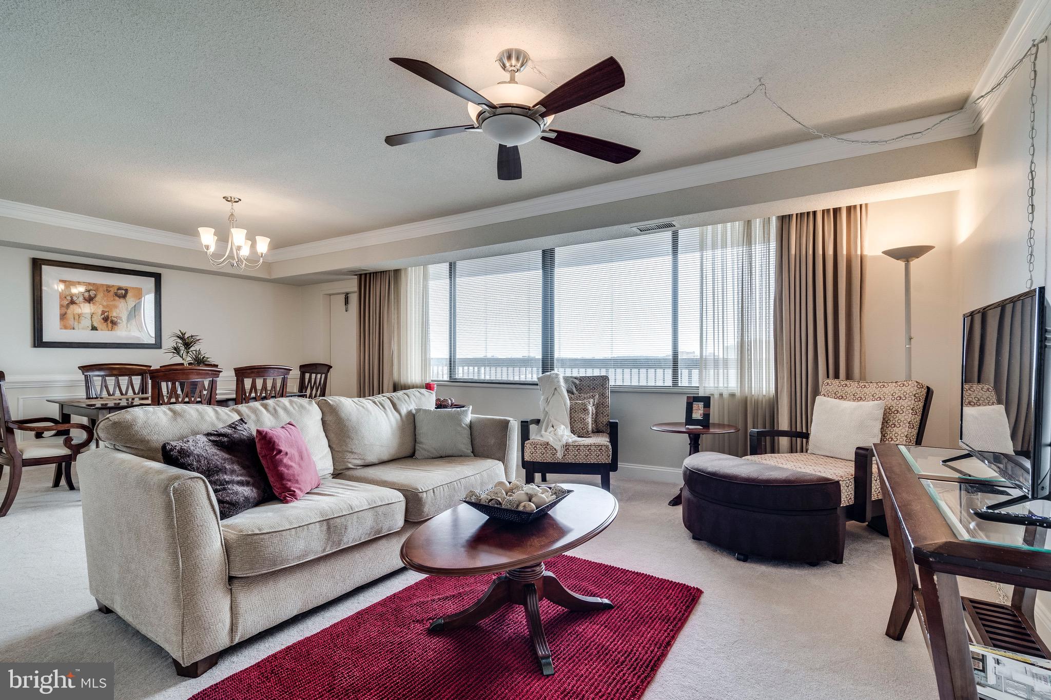 SKYLINE HOUSE - Residential