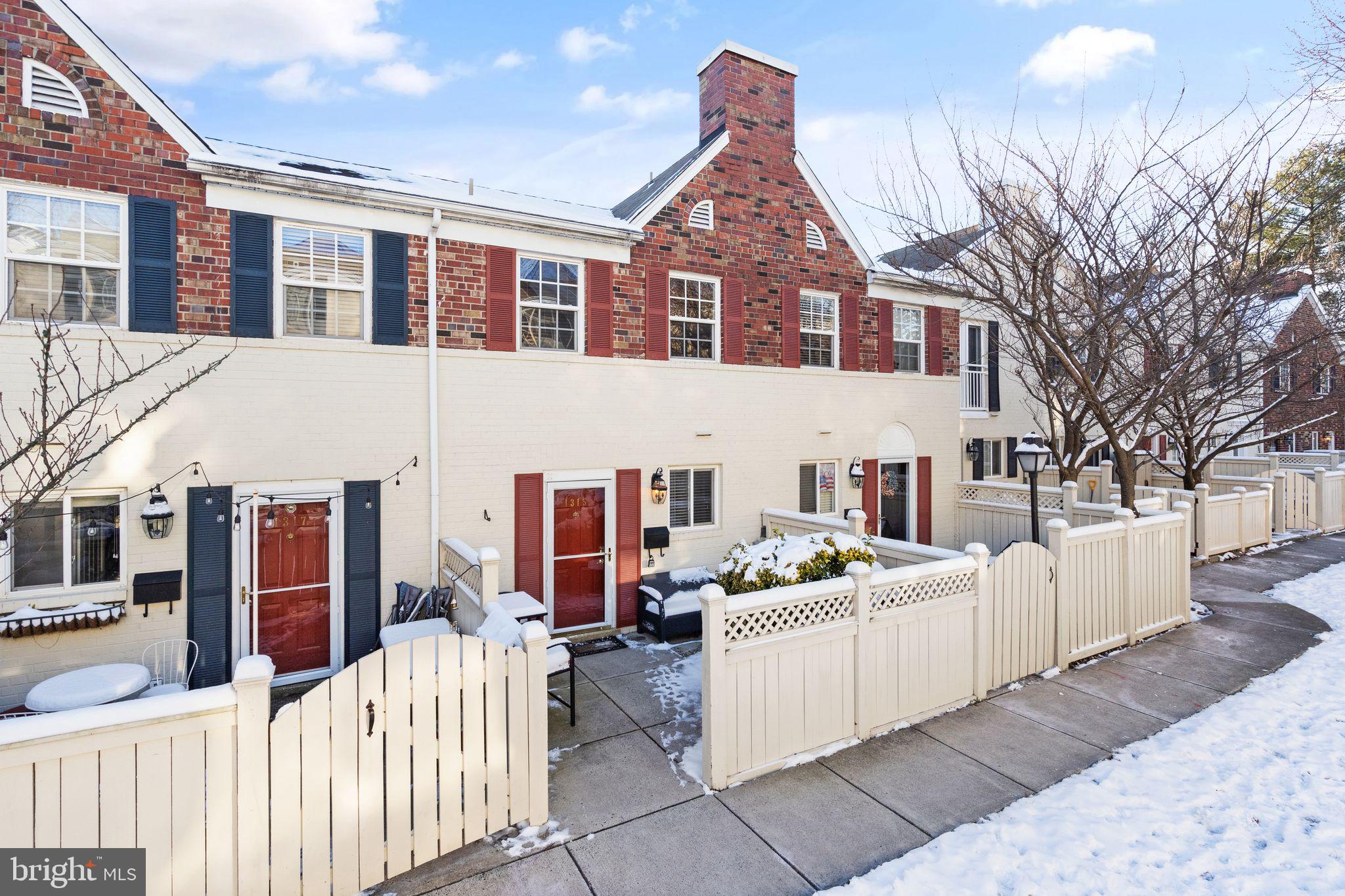 PARKSIDE AT ALEXANDRIA - Residential