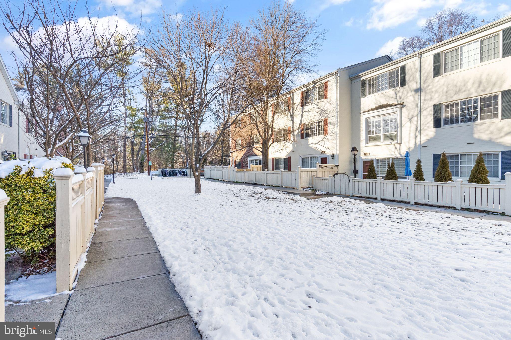 PARKSIDE AT ALEXANDRIA - Residential