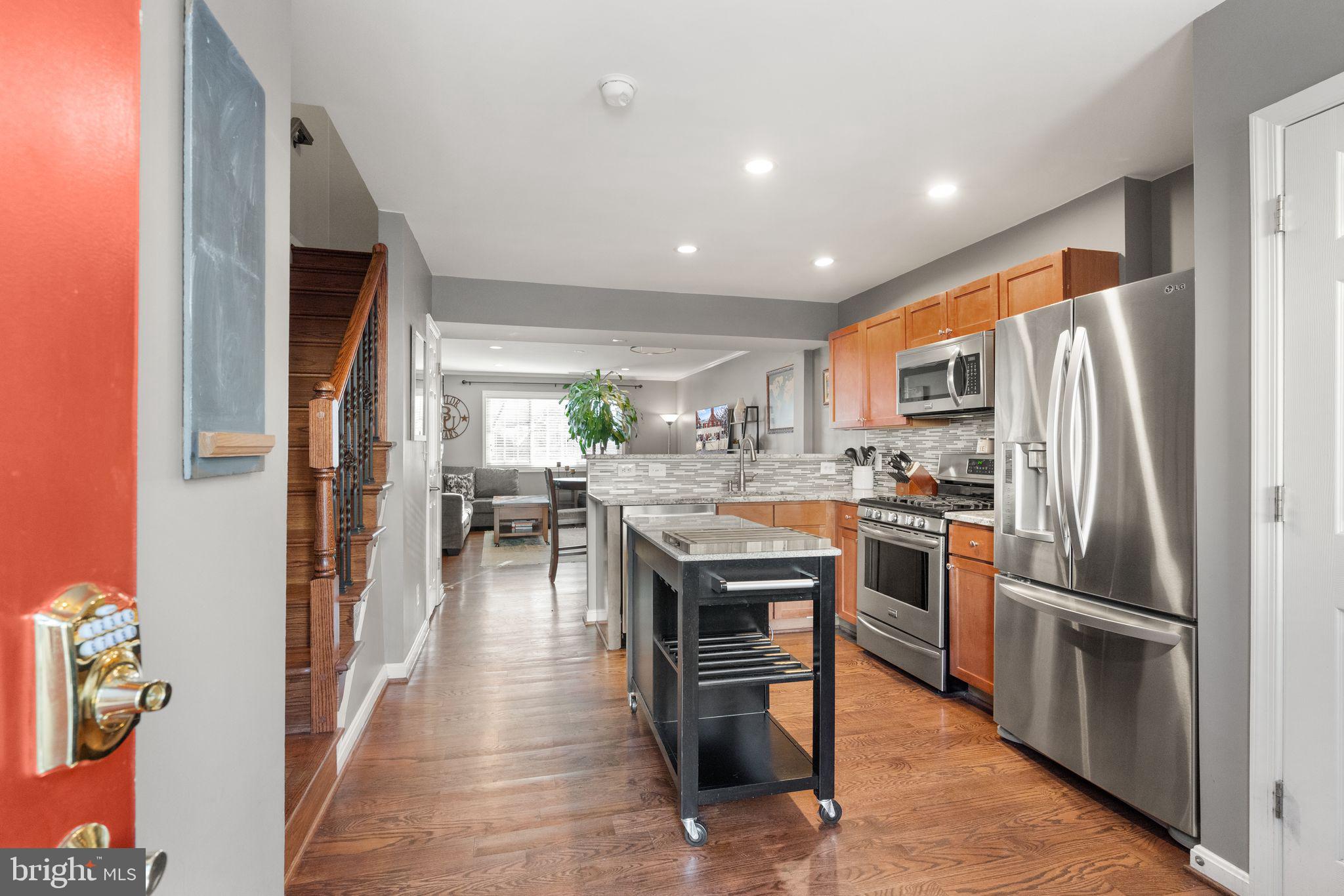 PARKSIDE AT ALEXANDRIA - Residential