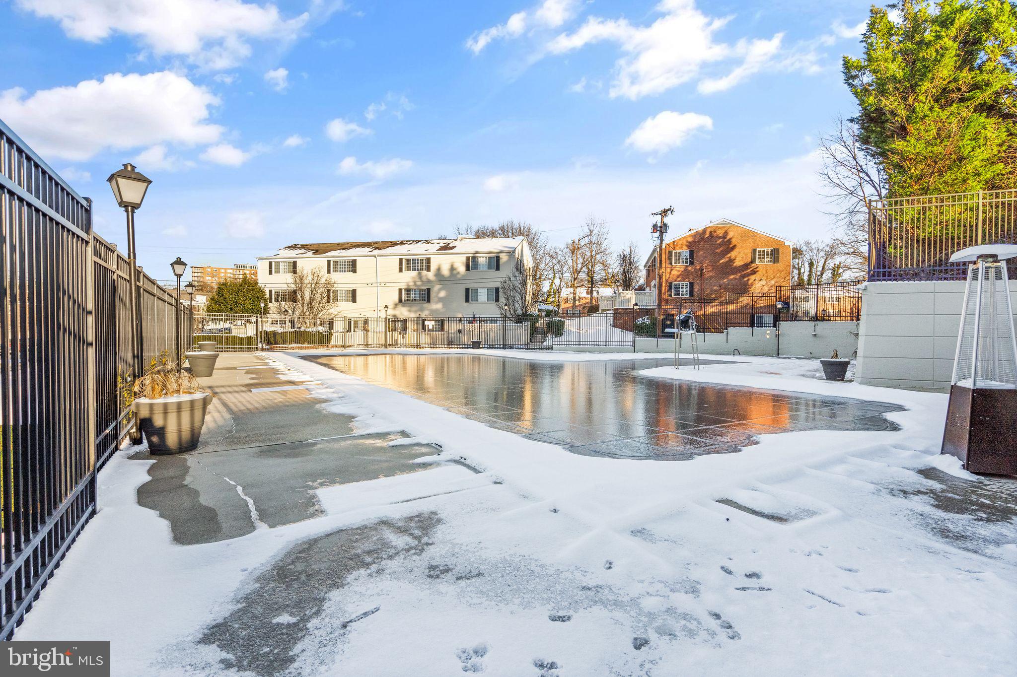 PARKSIDE AT ALEXANDRIA - Residential