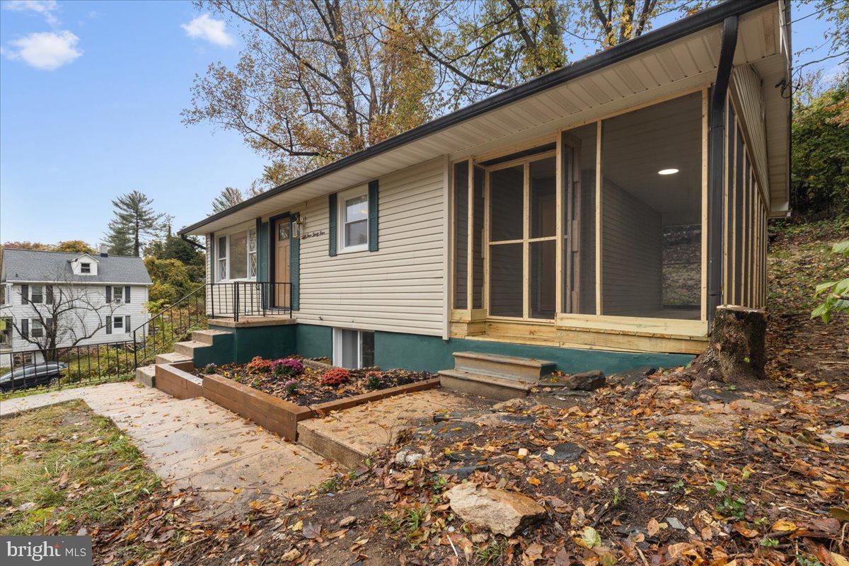 WINDSOR TERRACE - Residential
