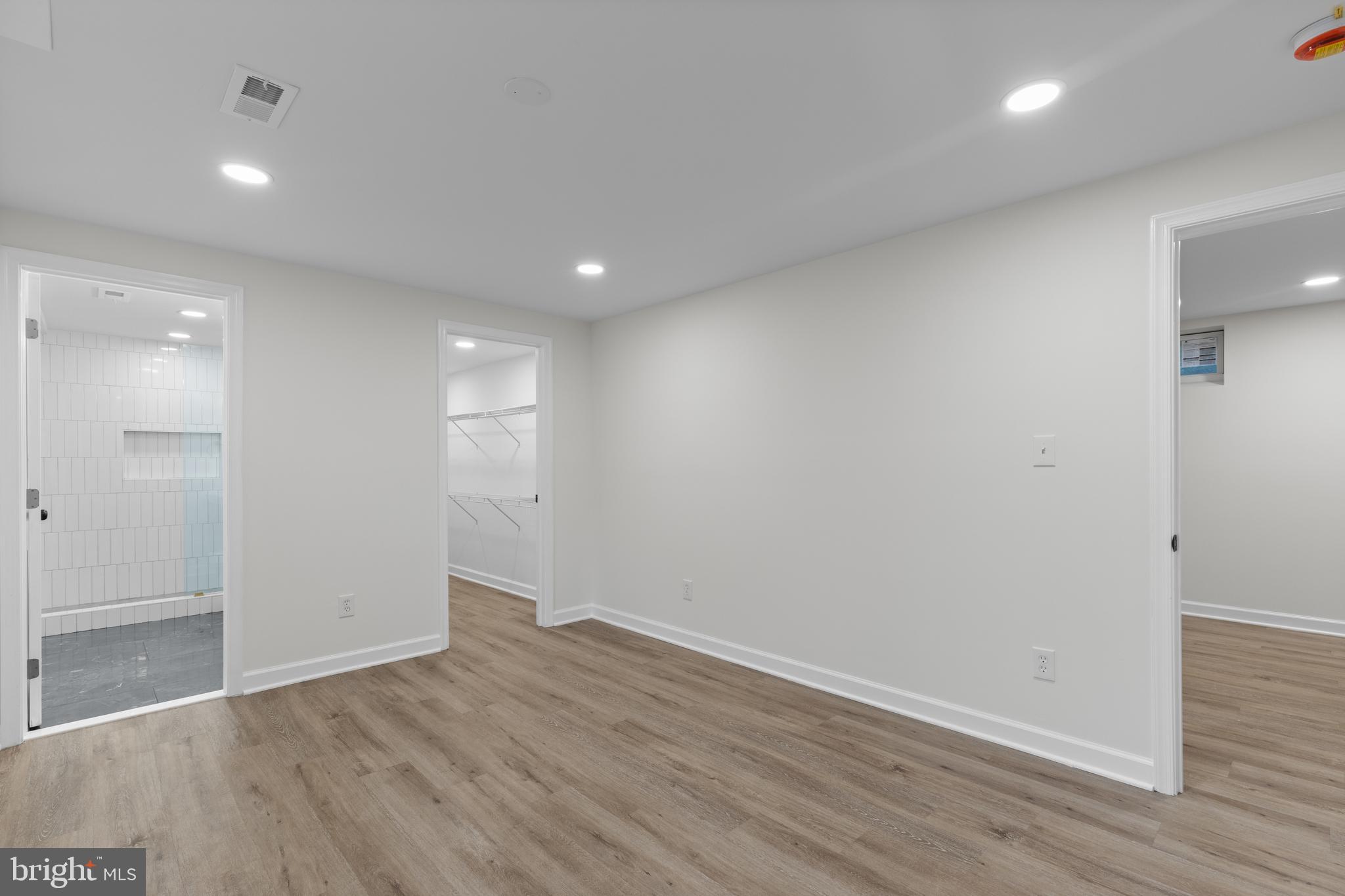 WINDSOR TERRACE - Residential
