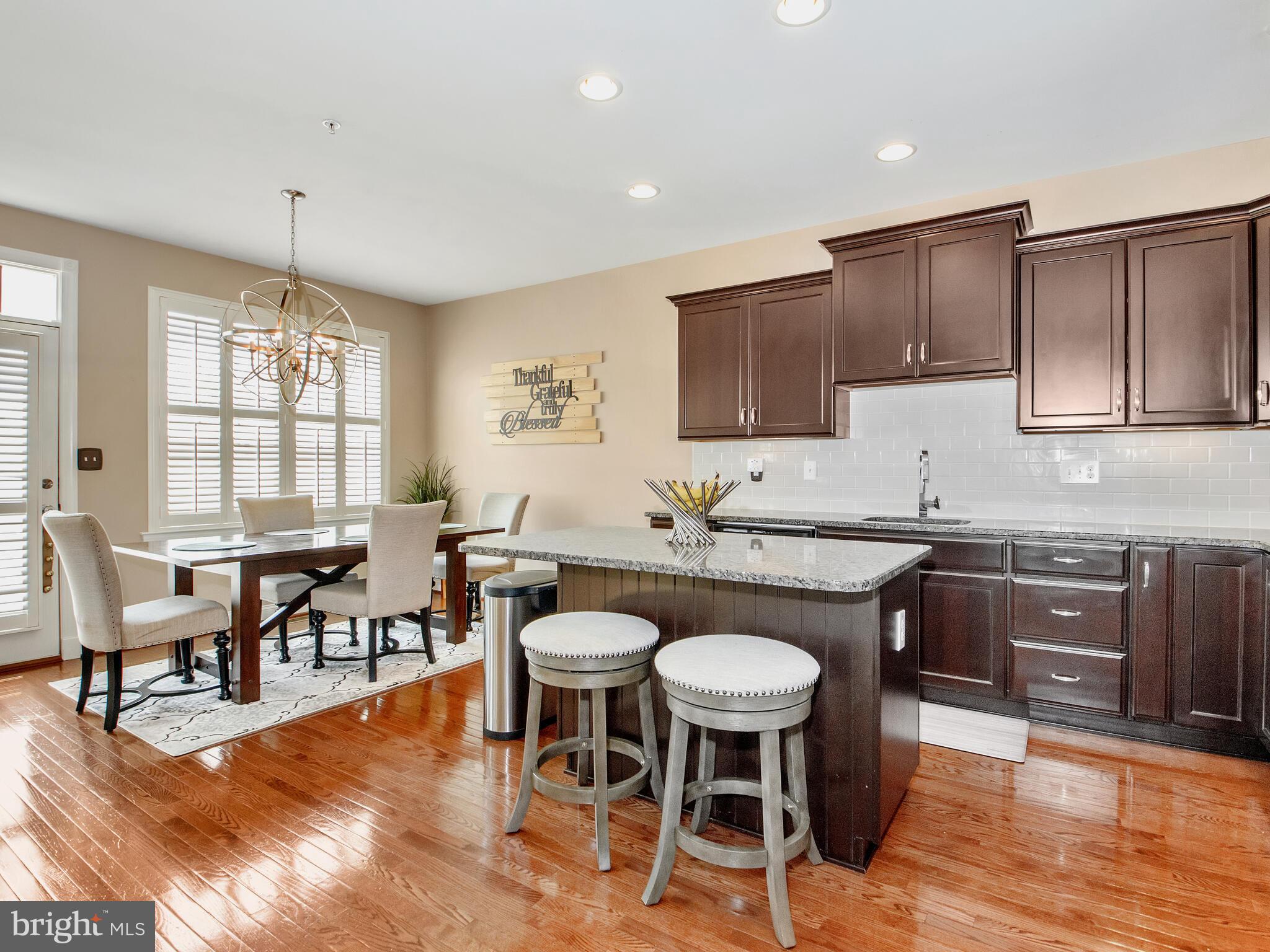 THORNDALE - Residential