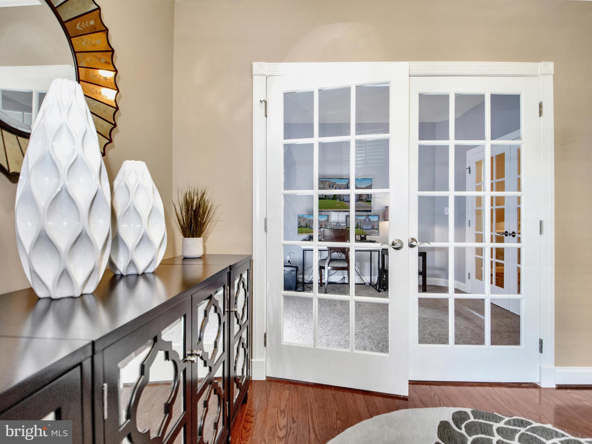 THORNDALE - Residential