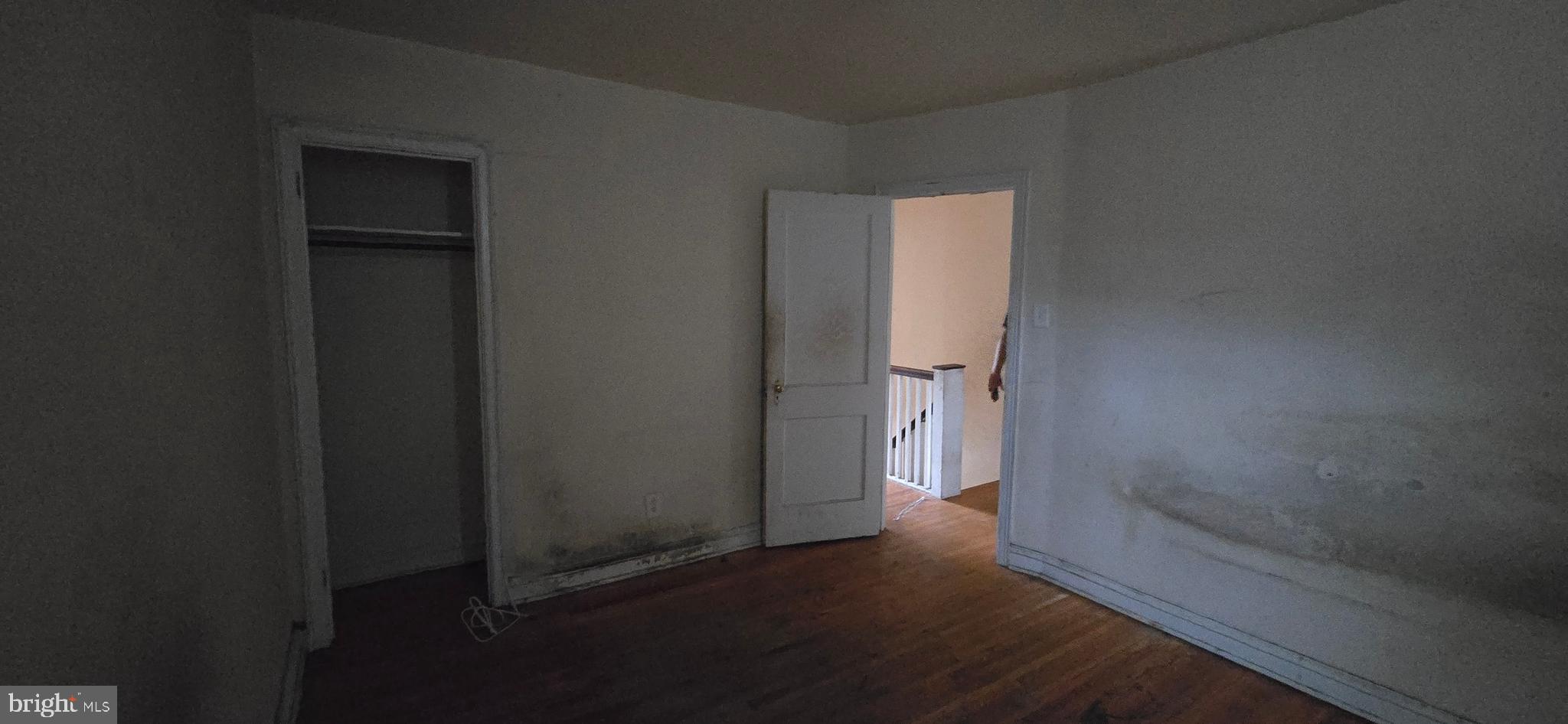 OXFORD CIRCLE - Residential