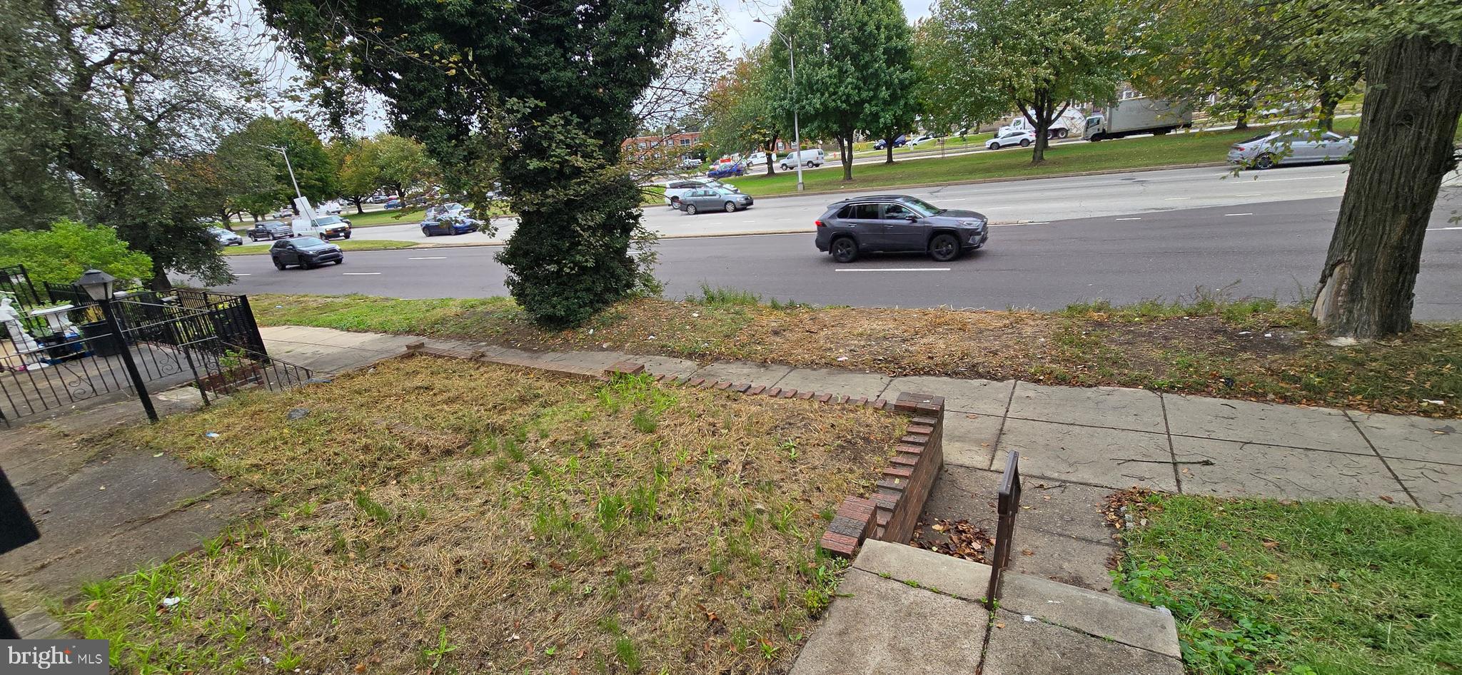 OXFORD CIRCLE - Residential