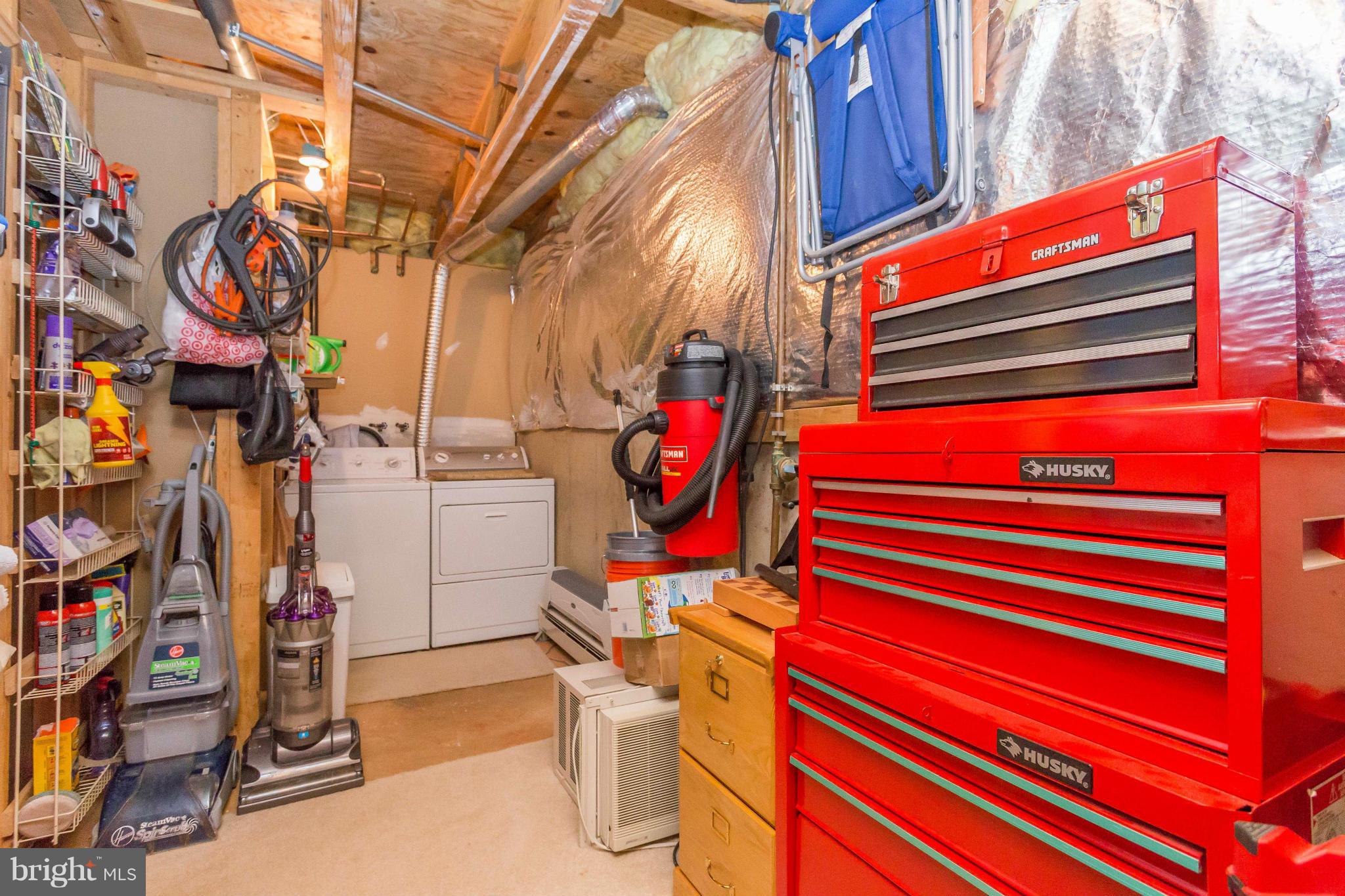 LOGAN WOODS - Residential