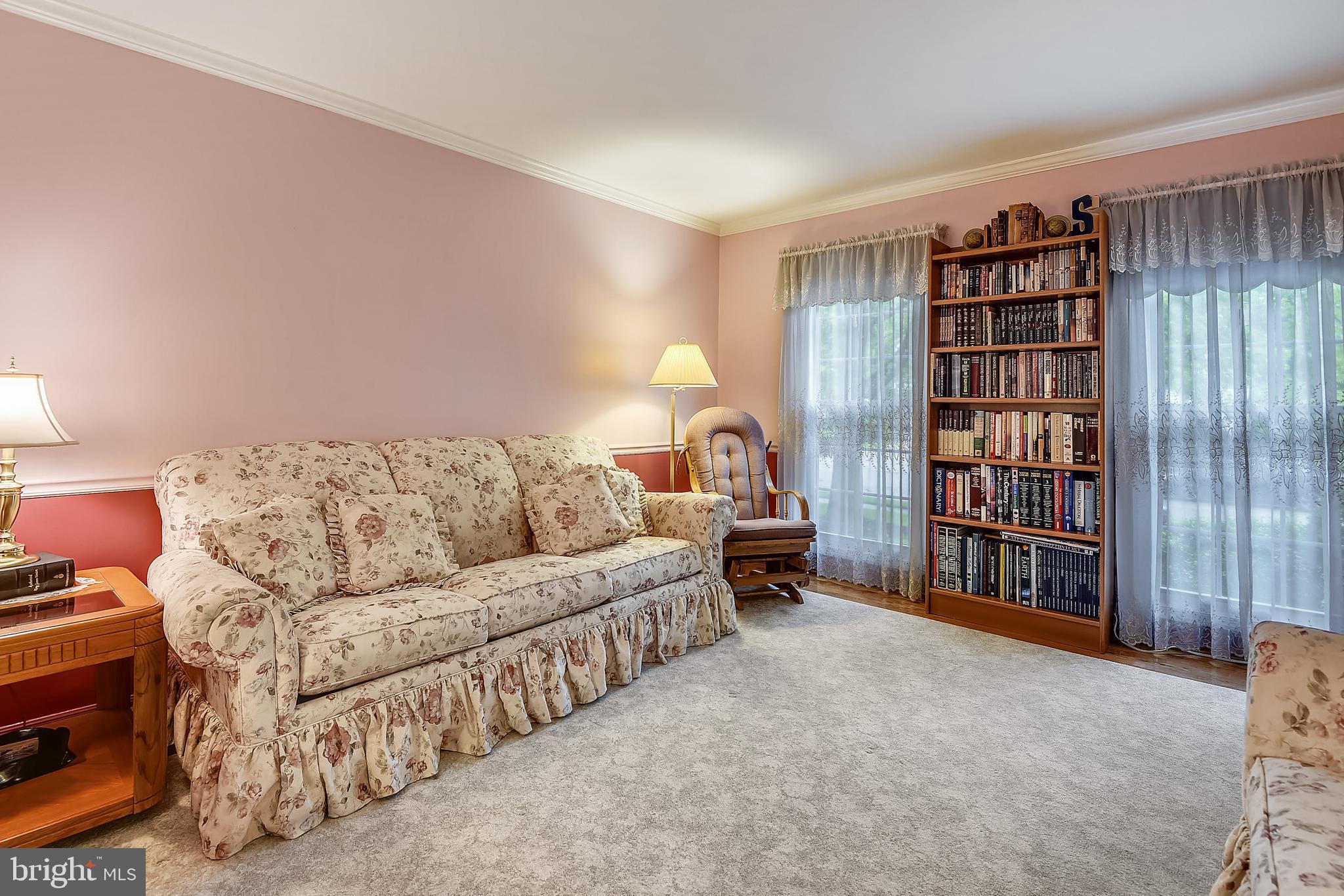 SETON WOODS - Residential