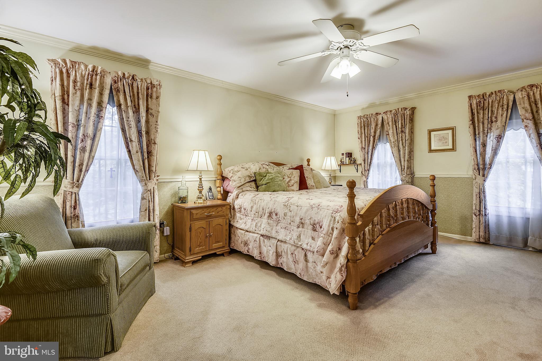 SETON WOODS - Residential