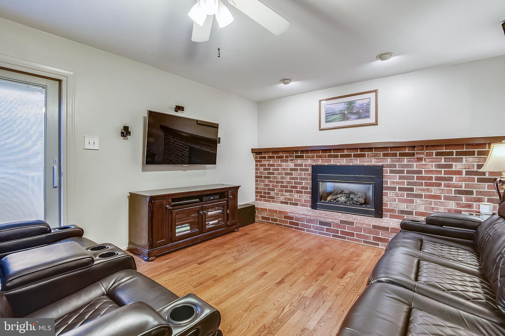 SETON WOODS - Residential