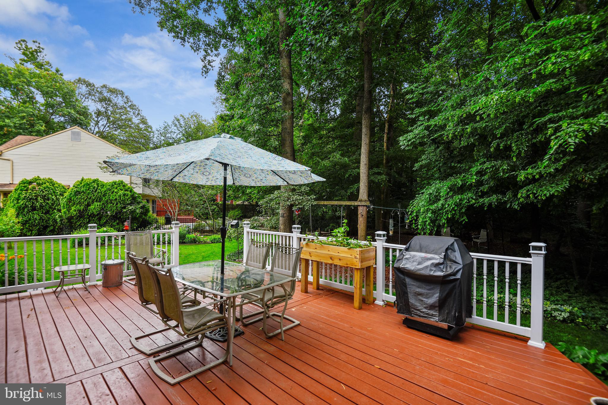 SETON WOODS - Residential