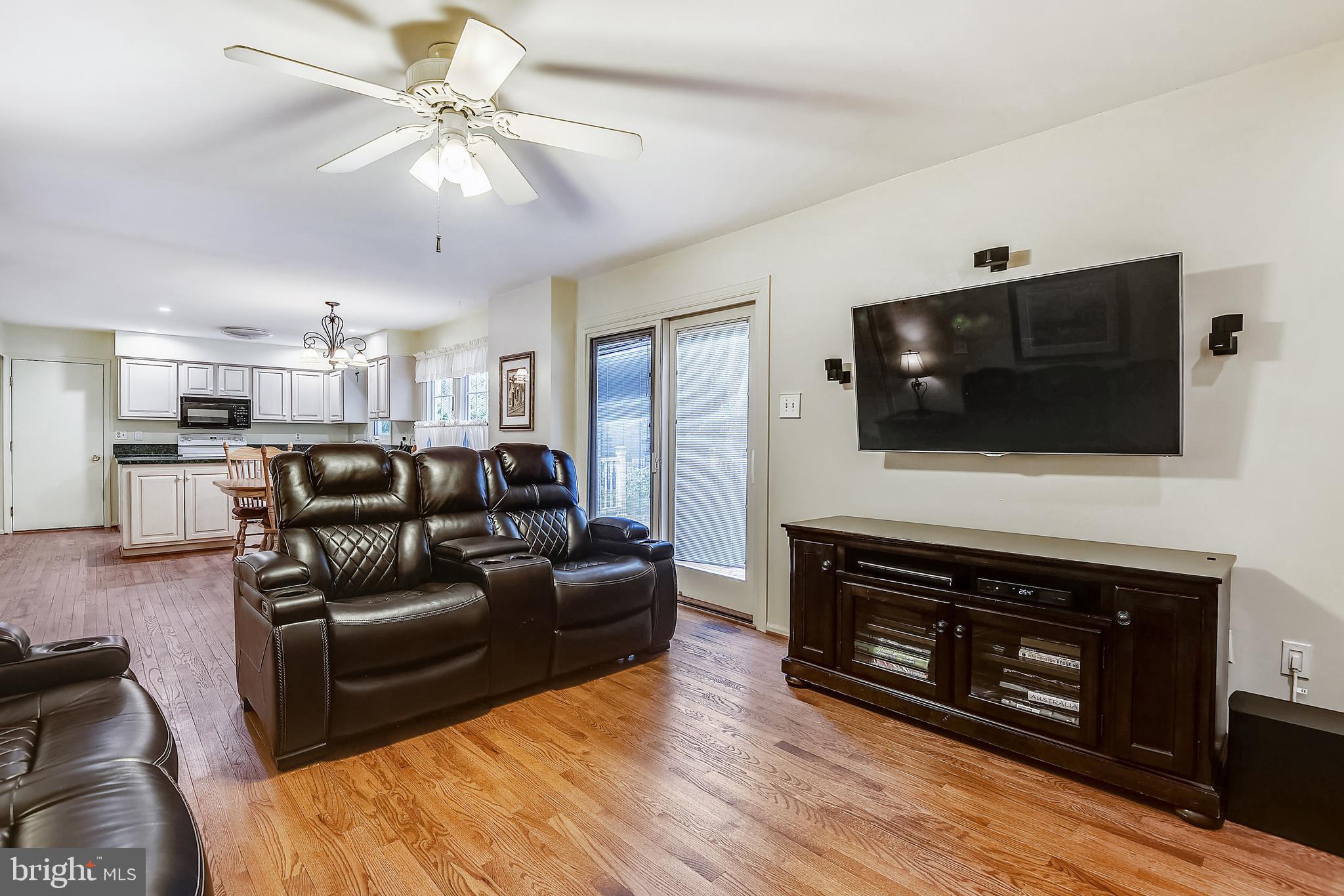 SETON WOODS - Residential