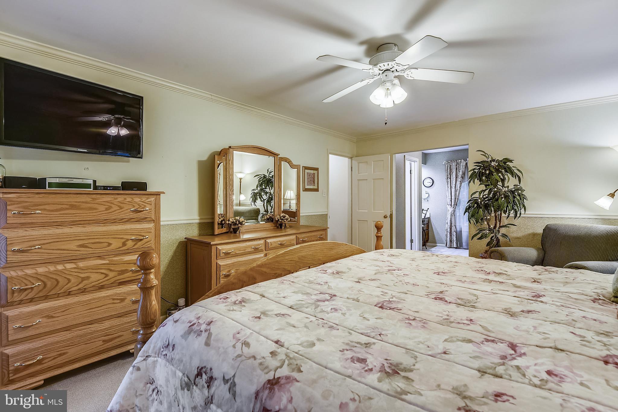 SETON WOODS - Residential