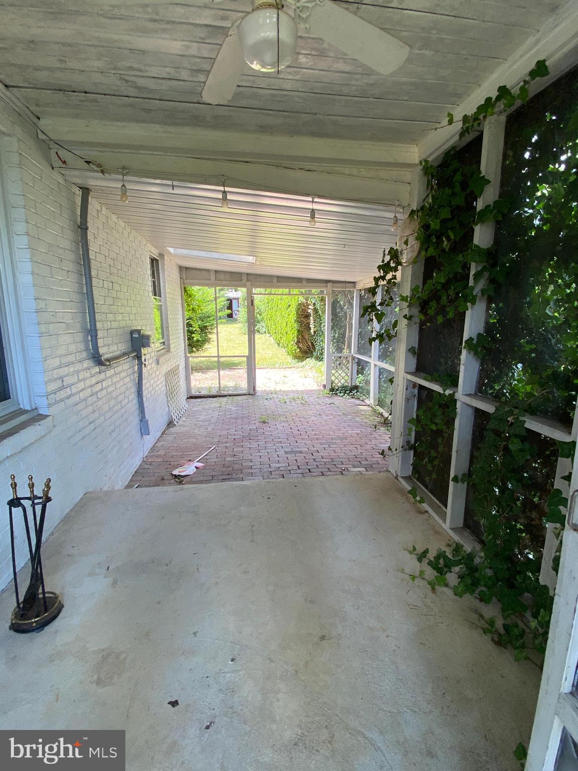 RIVERVIEW PARK - Residential