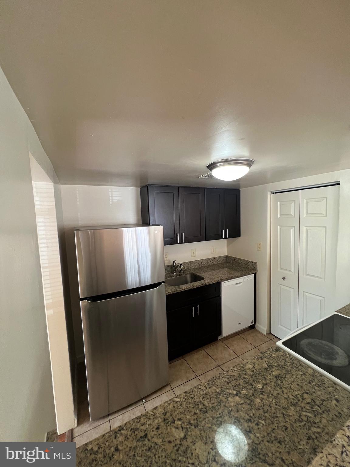 TERRACE TOWNE HOMES OF GUNSTON - Residential Lease