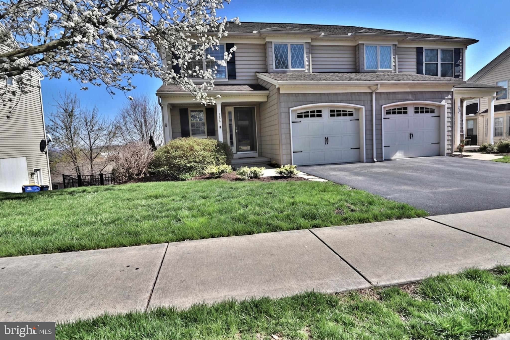 EAGLEVIEW ESTATES - Residential