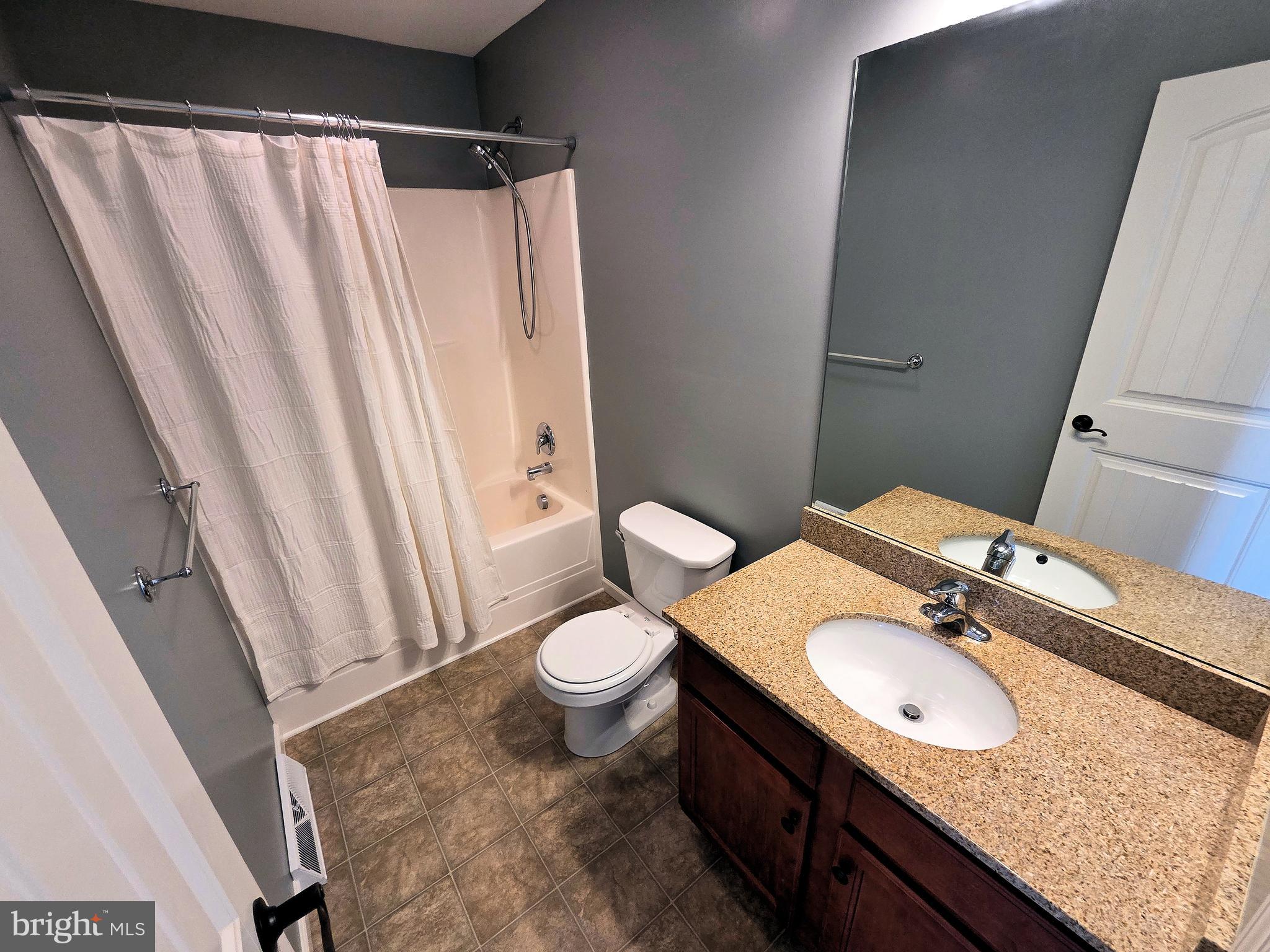 EAGLEVIEW ESTATES - Residential