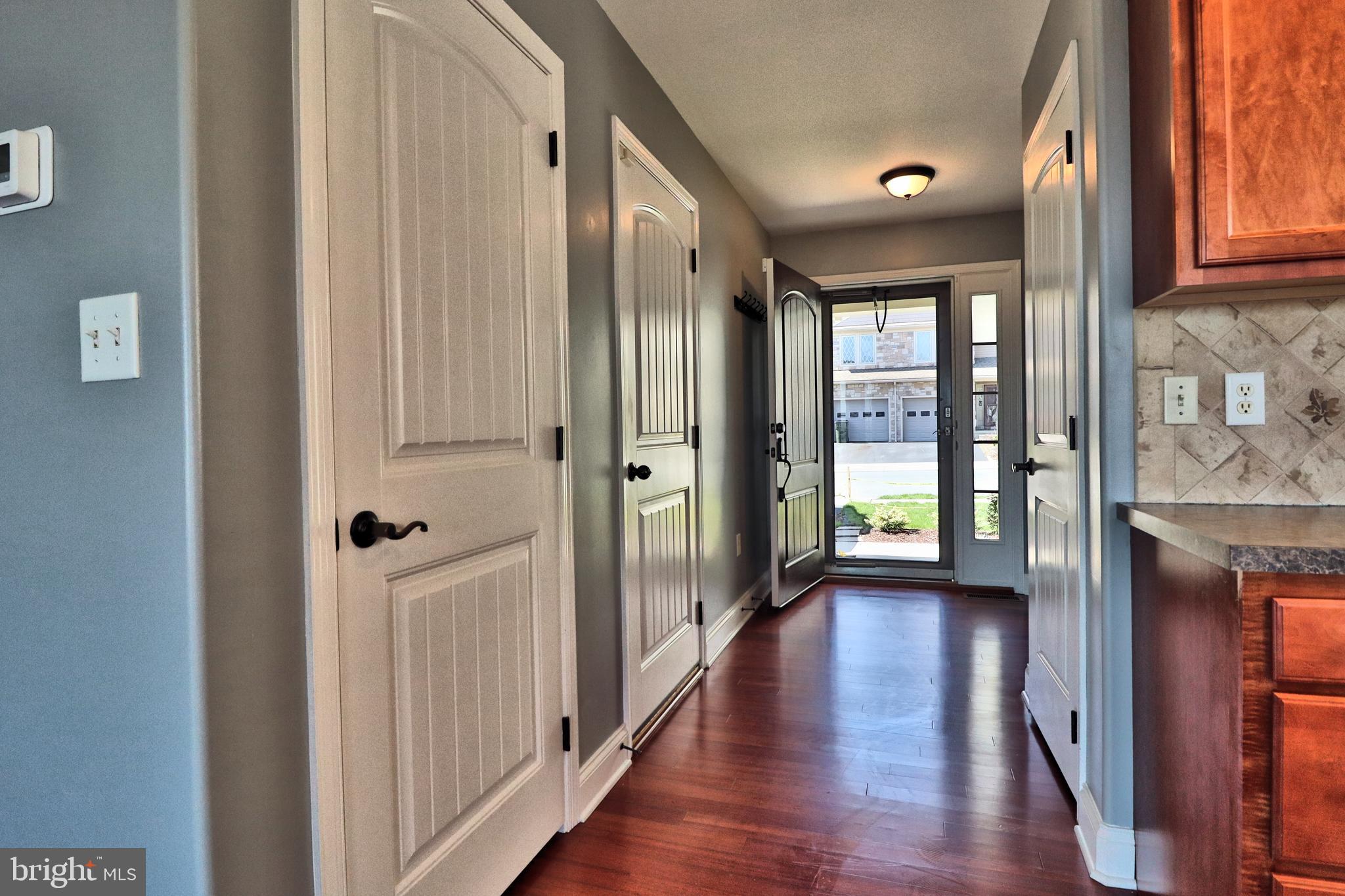 EAGLEVIEW ESTATES - Residential