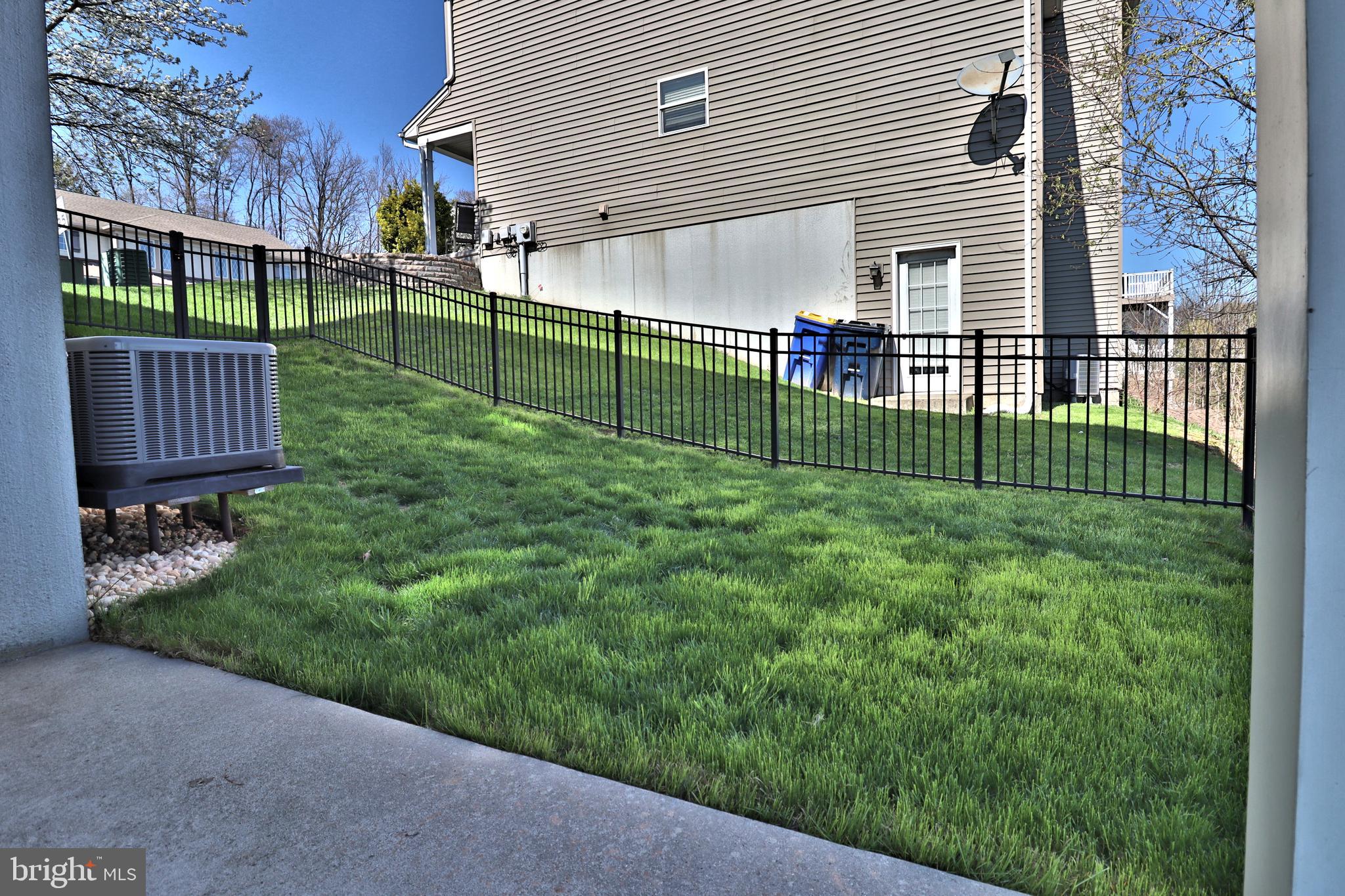 EAGLEVIEW ESTATES - Residential