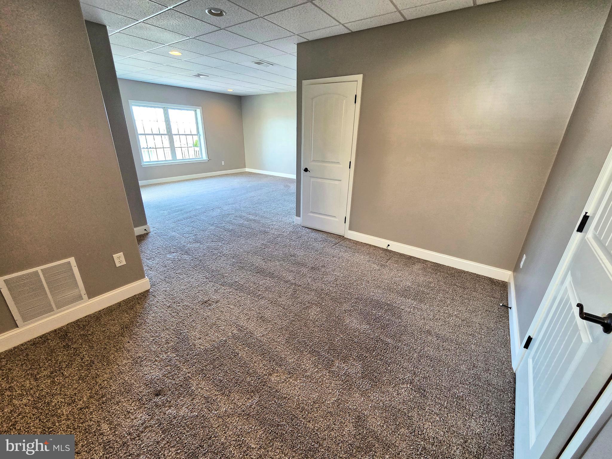 EAGLEVIEW ESTATES - Residential