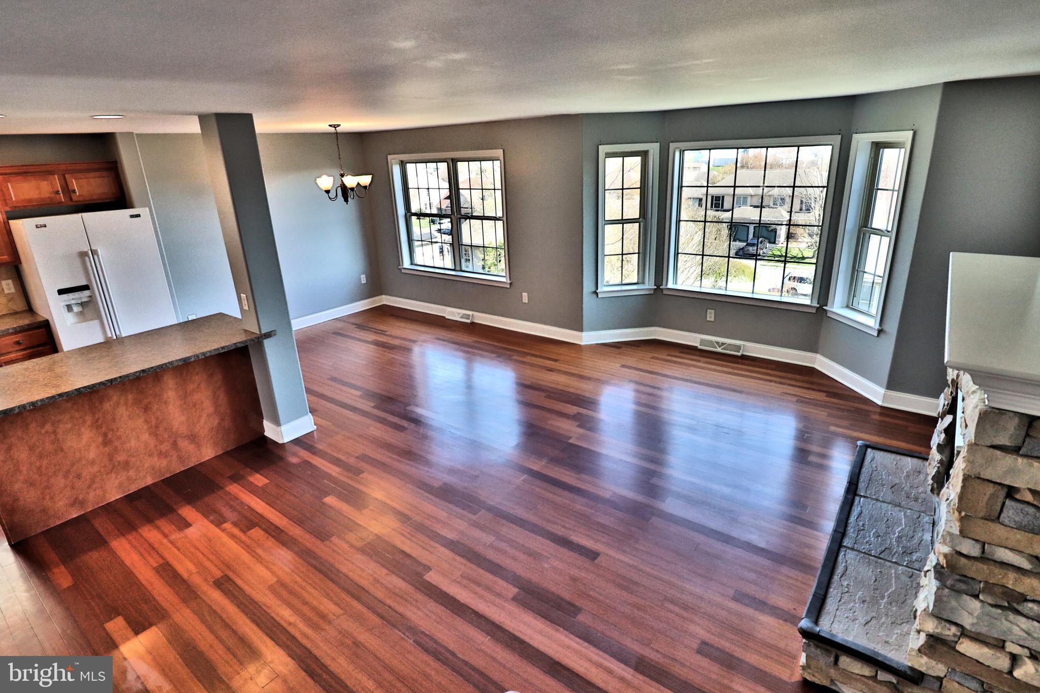 EAGLEVIEW ESTATES - Residential