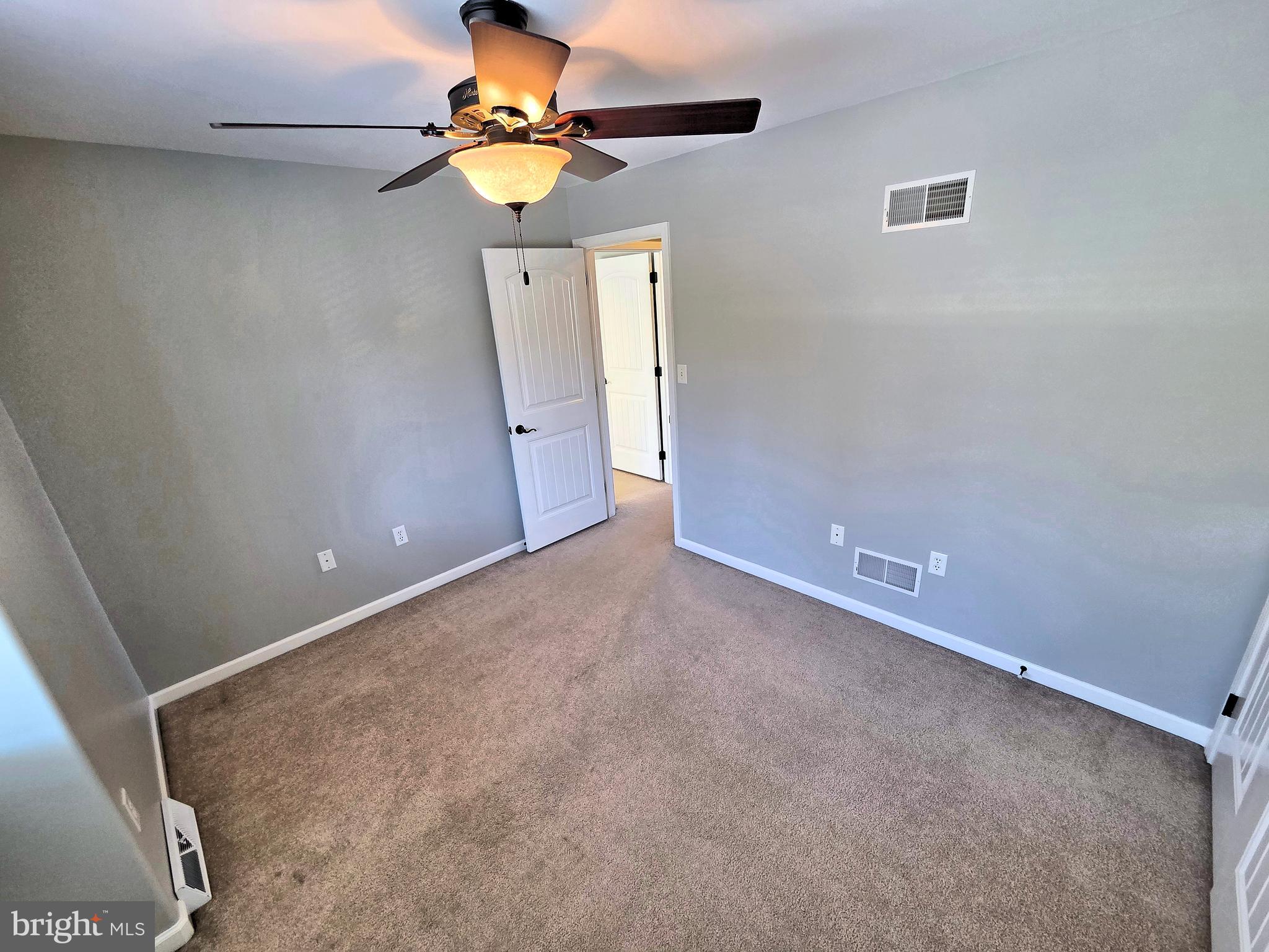 EAGLEVIEW ESTATES - Residential