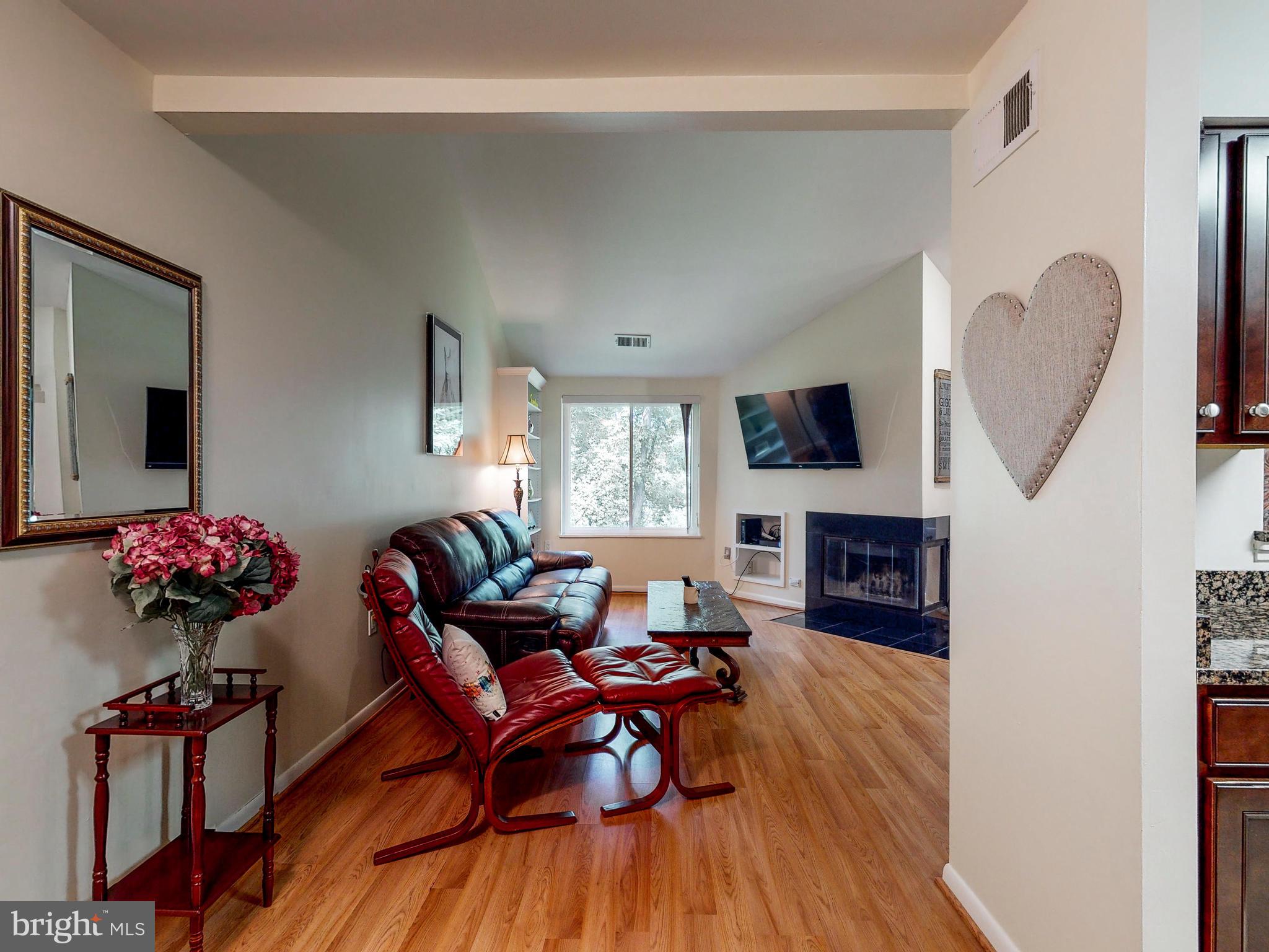 MOUNT WASHINGTON - Residential