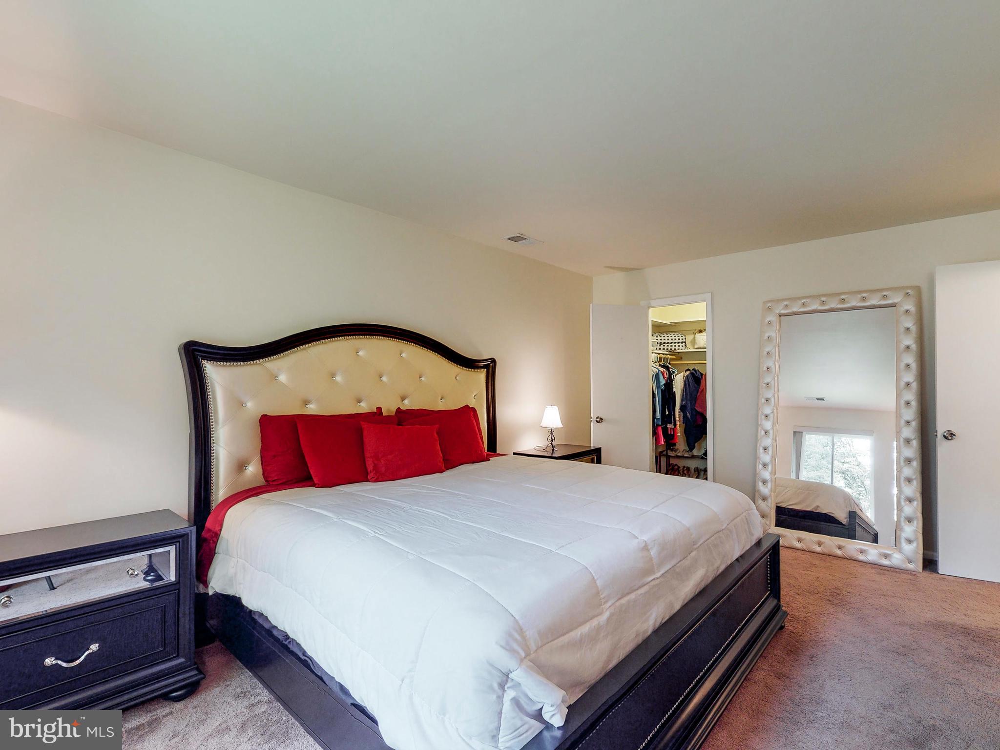 MOUNT WASHINGTON - Residential