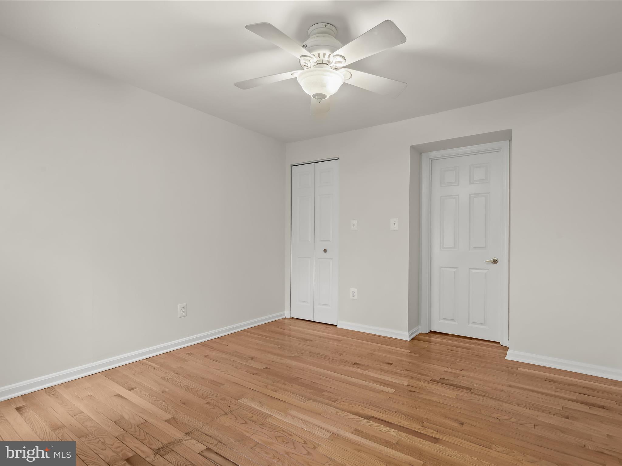 RIVERSIDE PARK - Residential