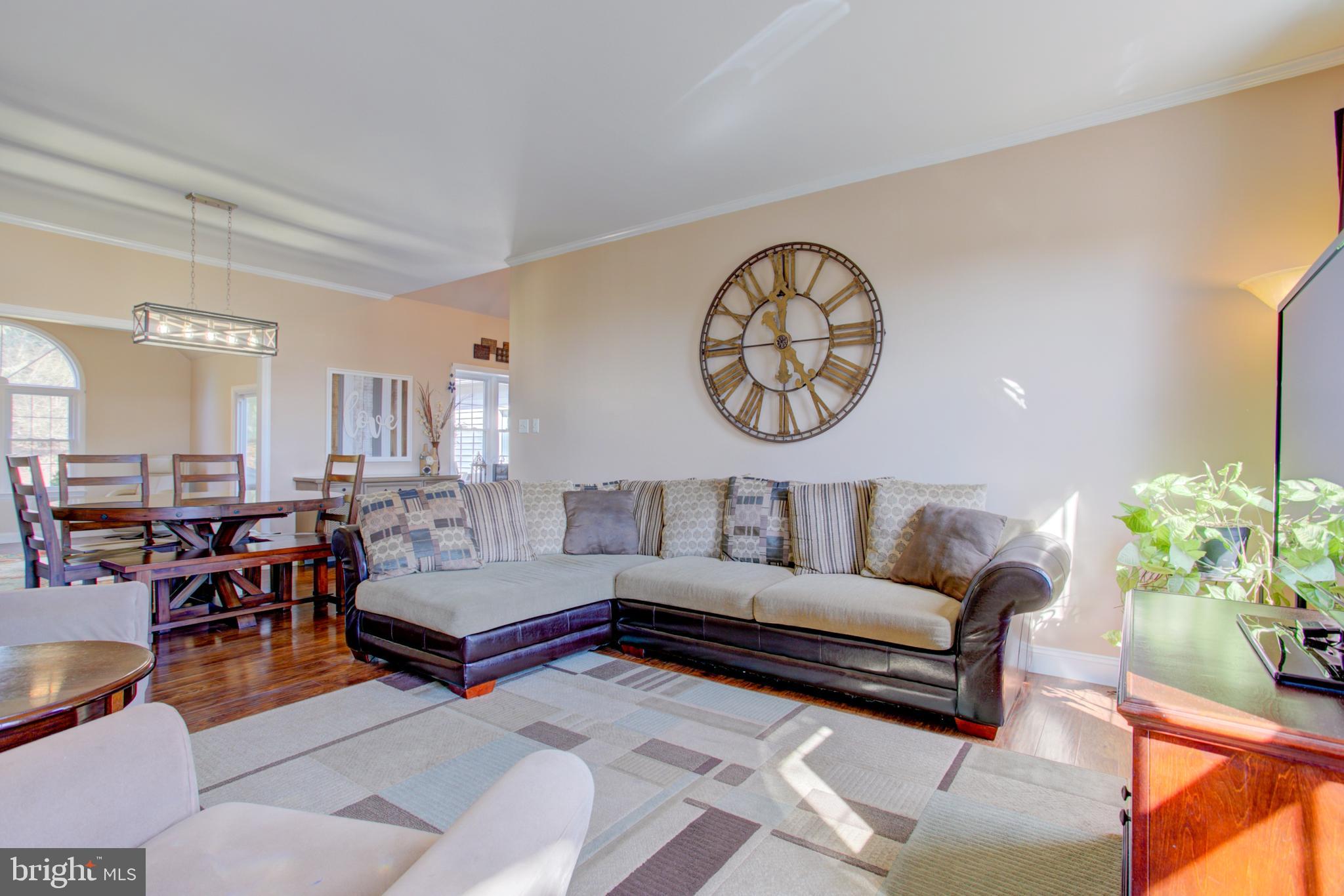 HEMPFIELD GREEN - Residential