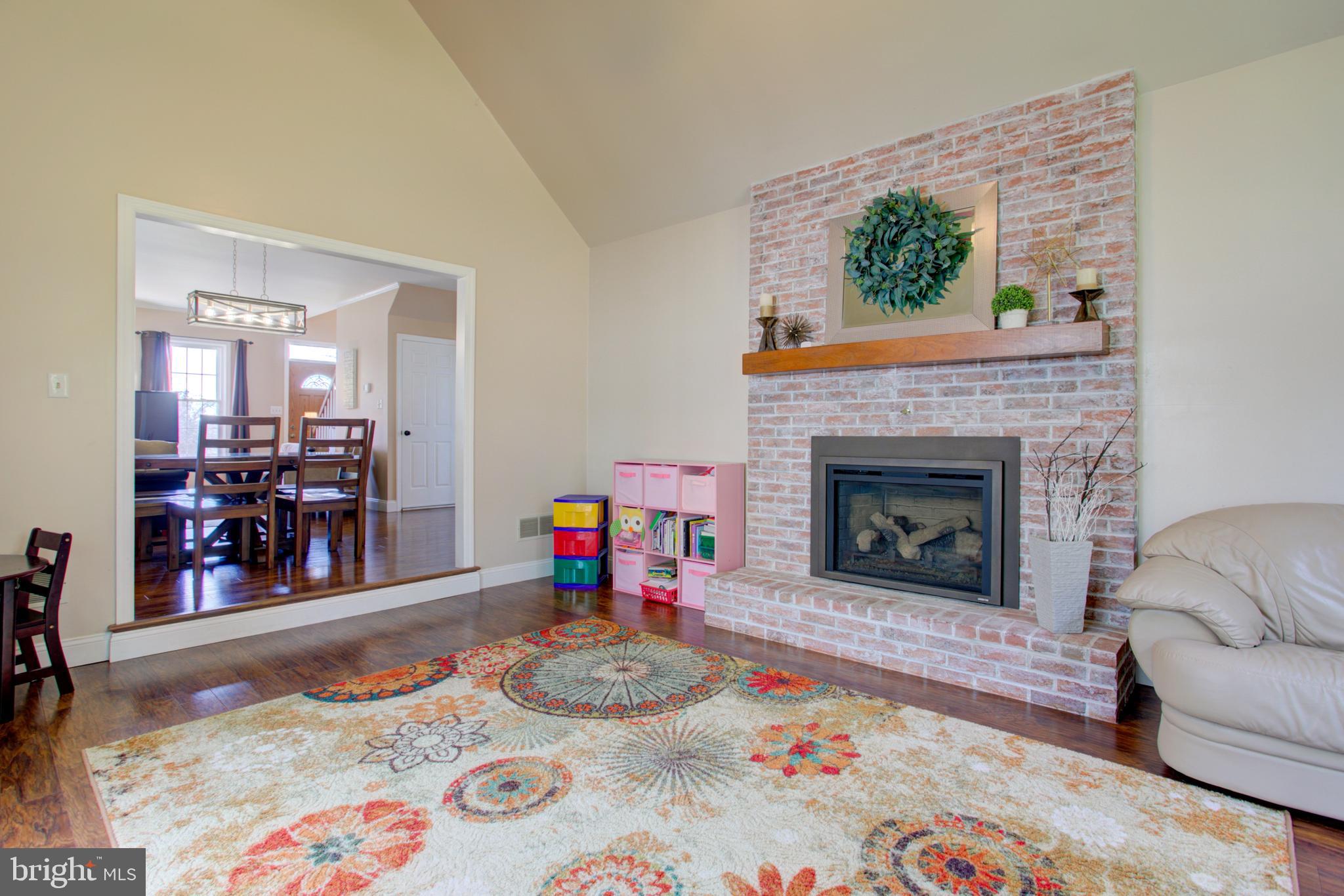 HEMPFIELD GREEN - Residential