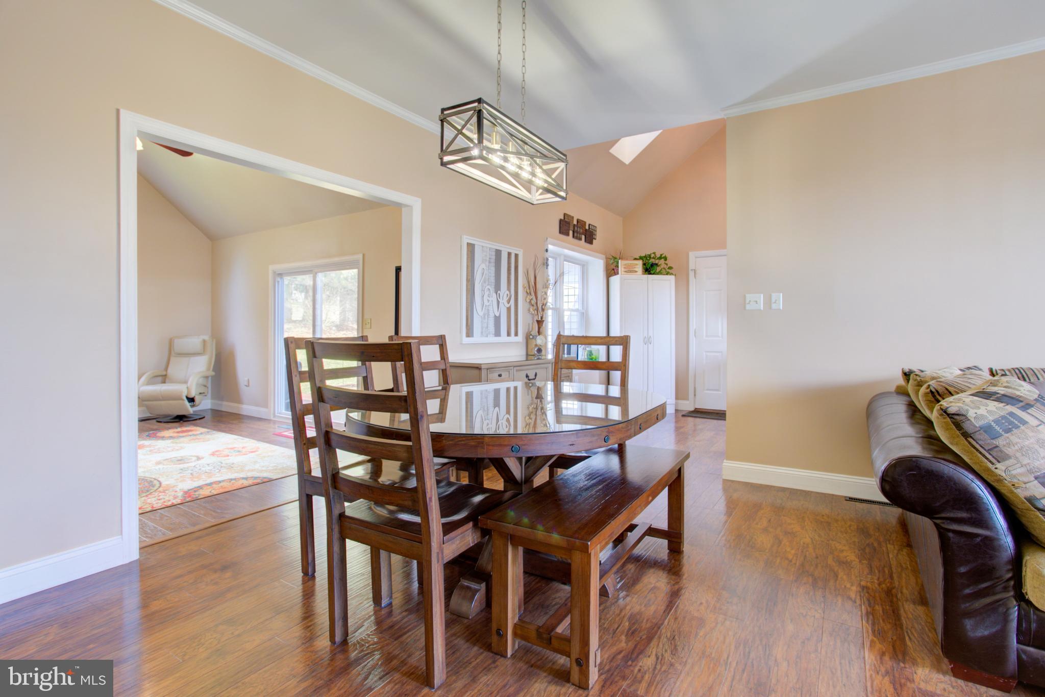 HEMPFIELD GREEN - Residential