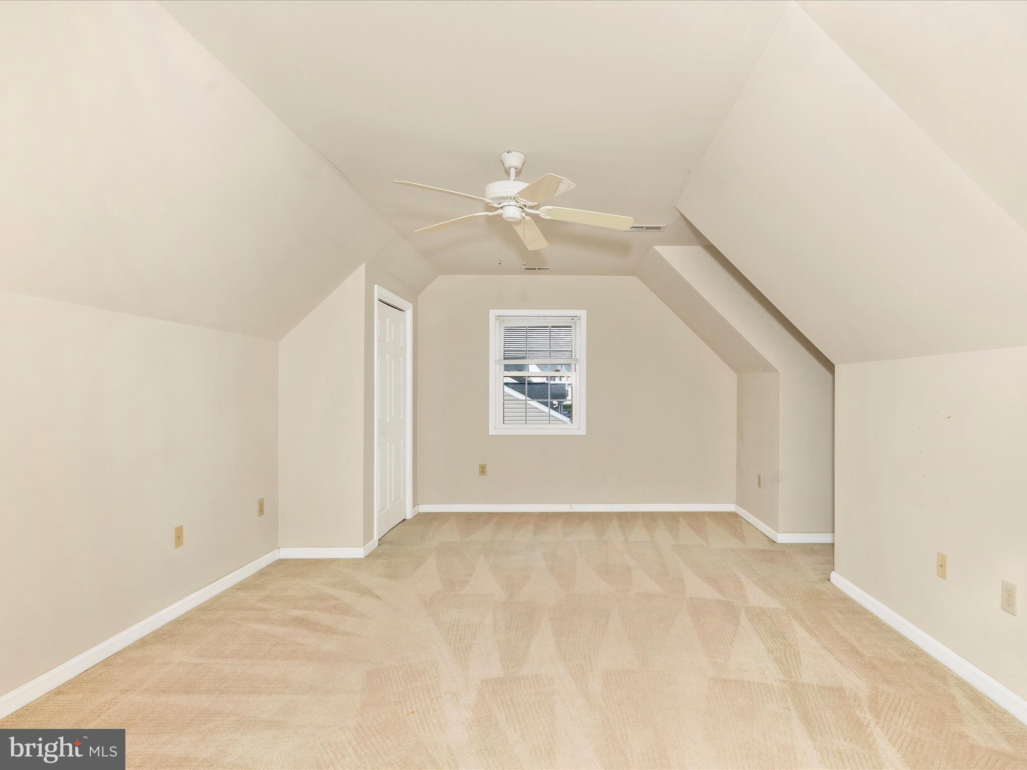 EMMIT RIDGE - Residential