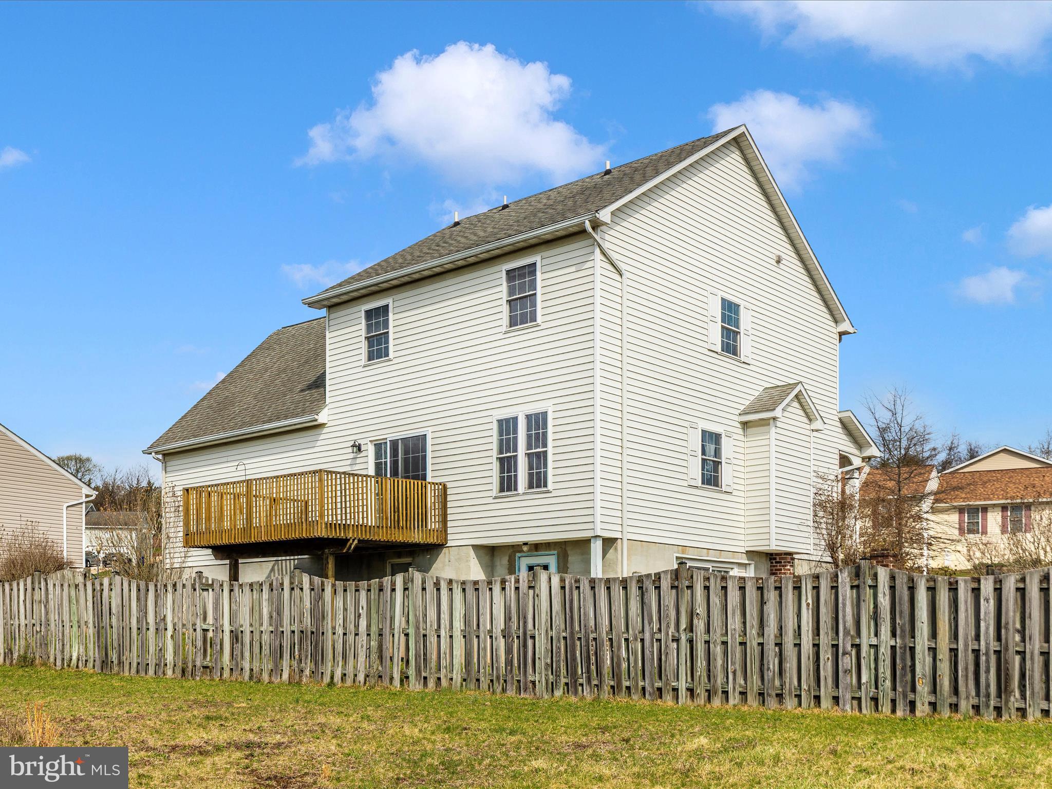 EMMIT RIDGE - Residential